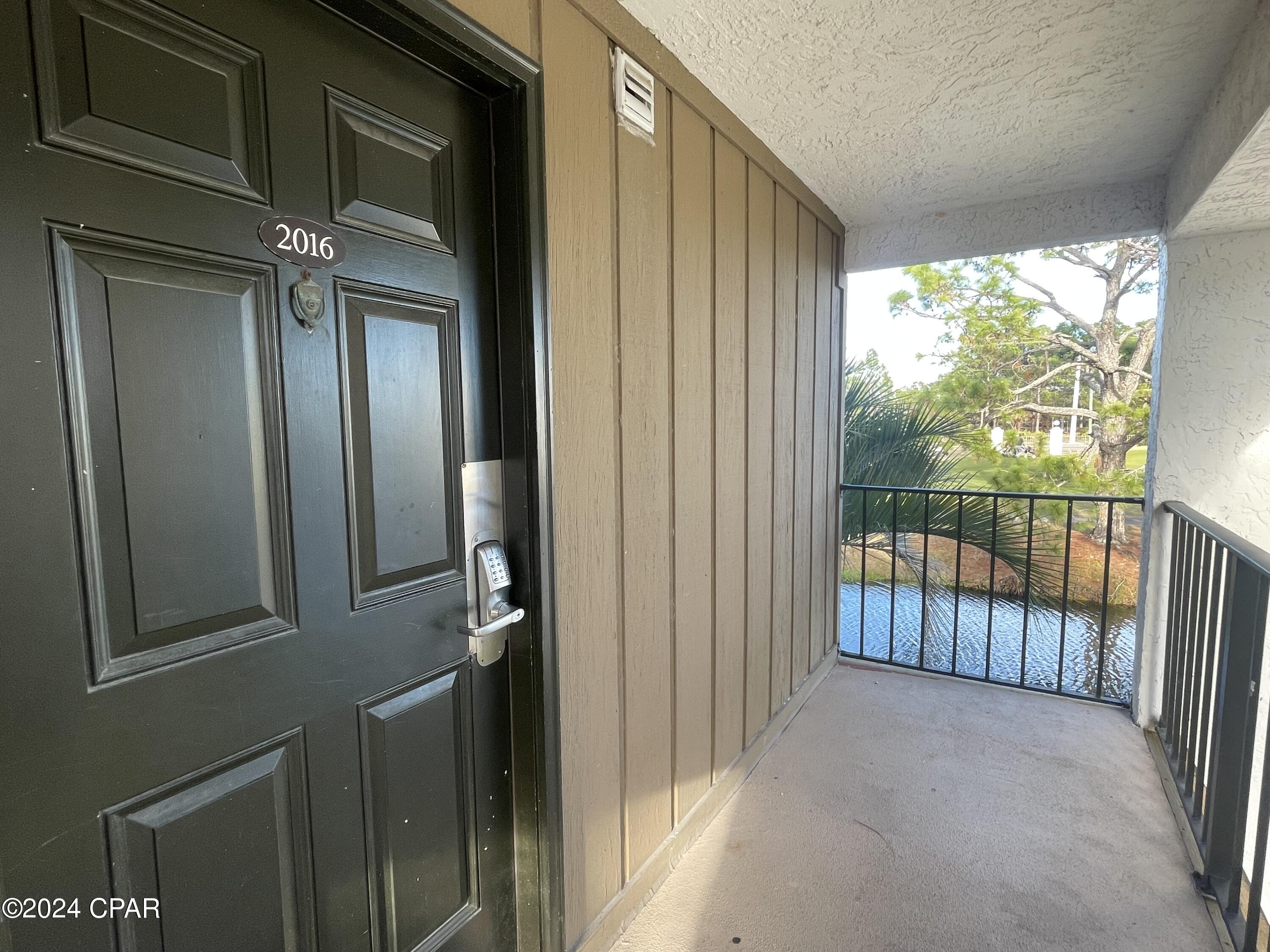 Edgewater Golf Villas 5 B - Residential