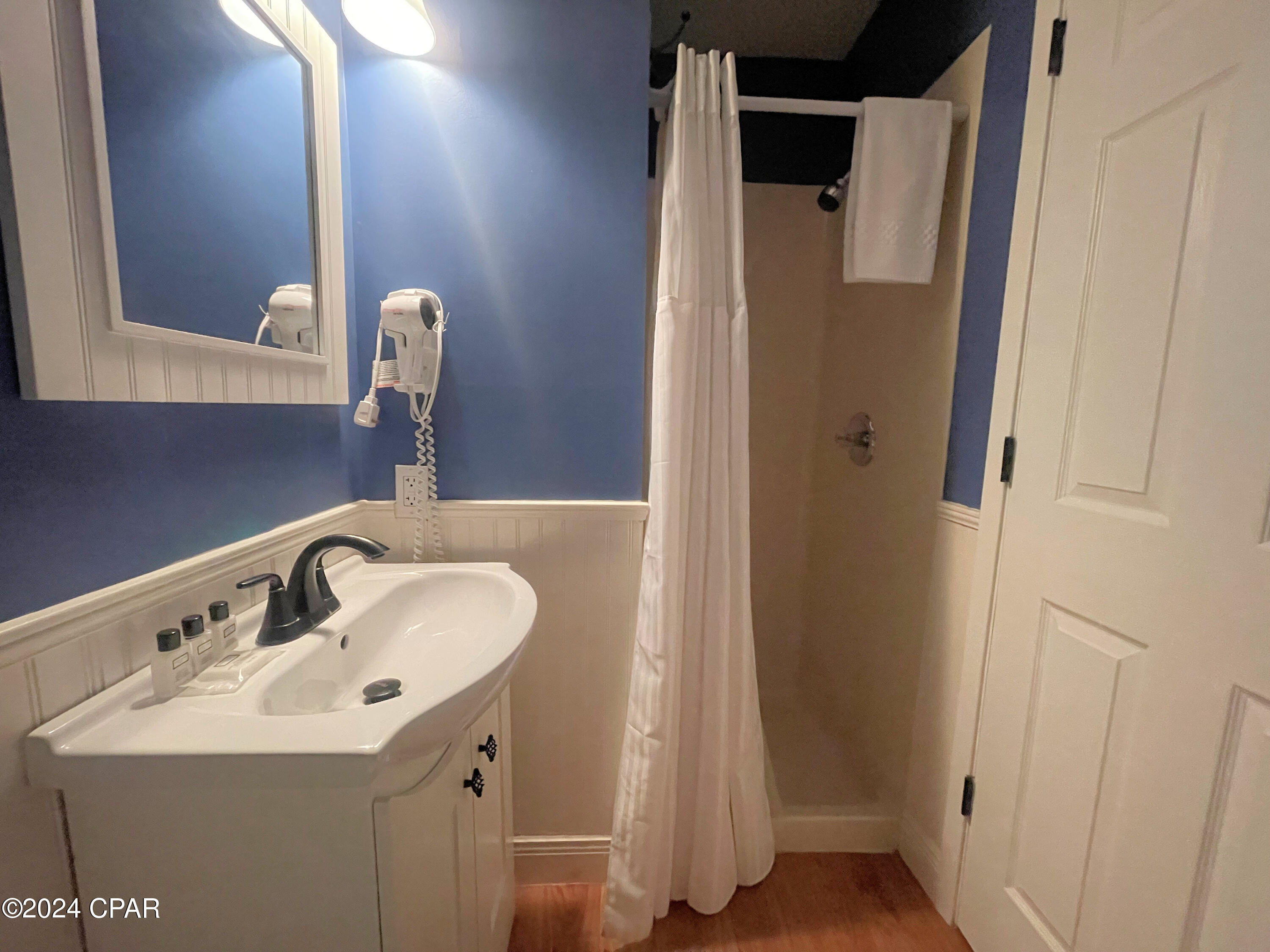 Edgewater Golf Villas 5 B - Residential