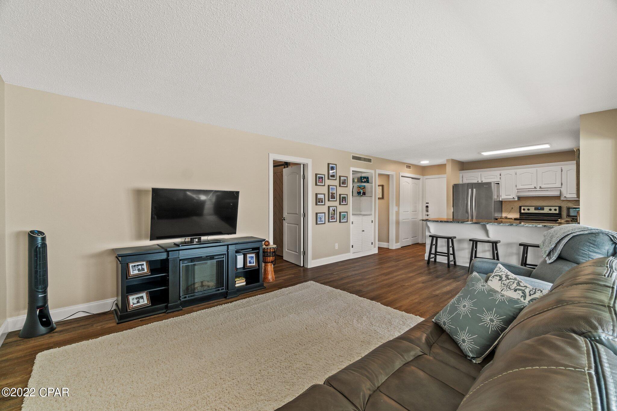 Bay Point Studio Villas Unit 2 - Residential