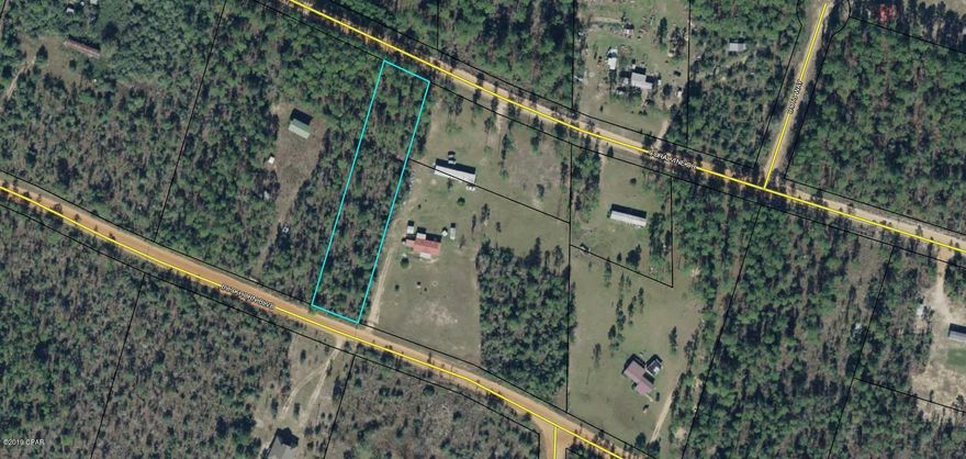 Great lot in the country that fronts two roads in the Buckhorn Creek area.