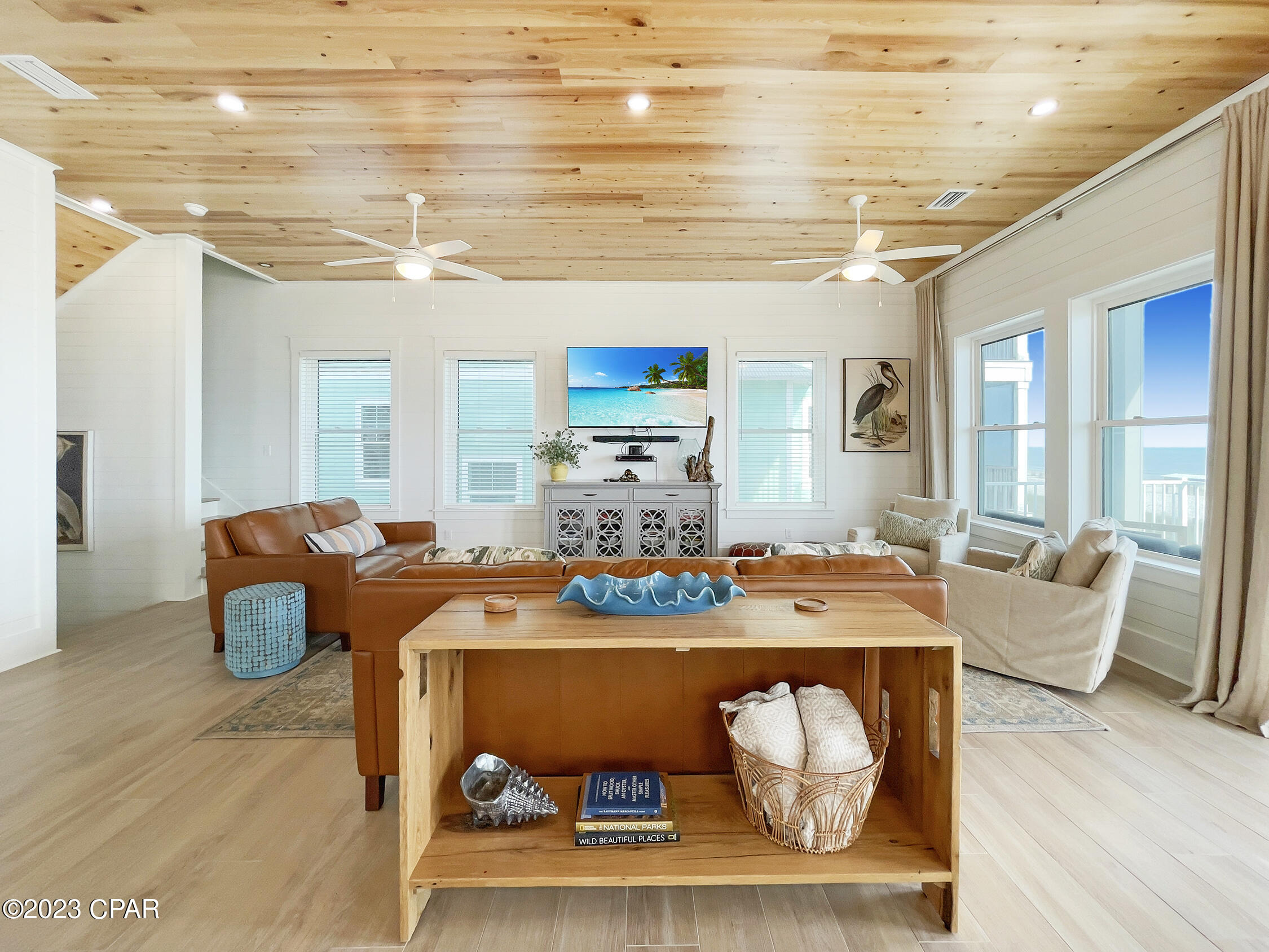 Camp Palms - Residential