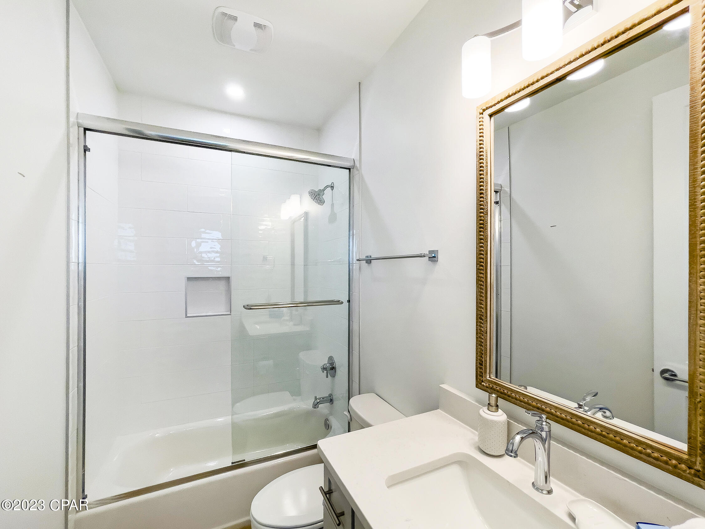 Camp Palms - Residential