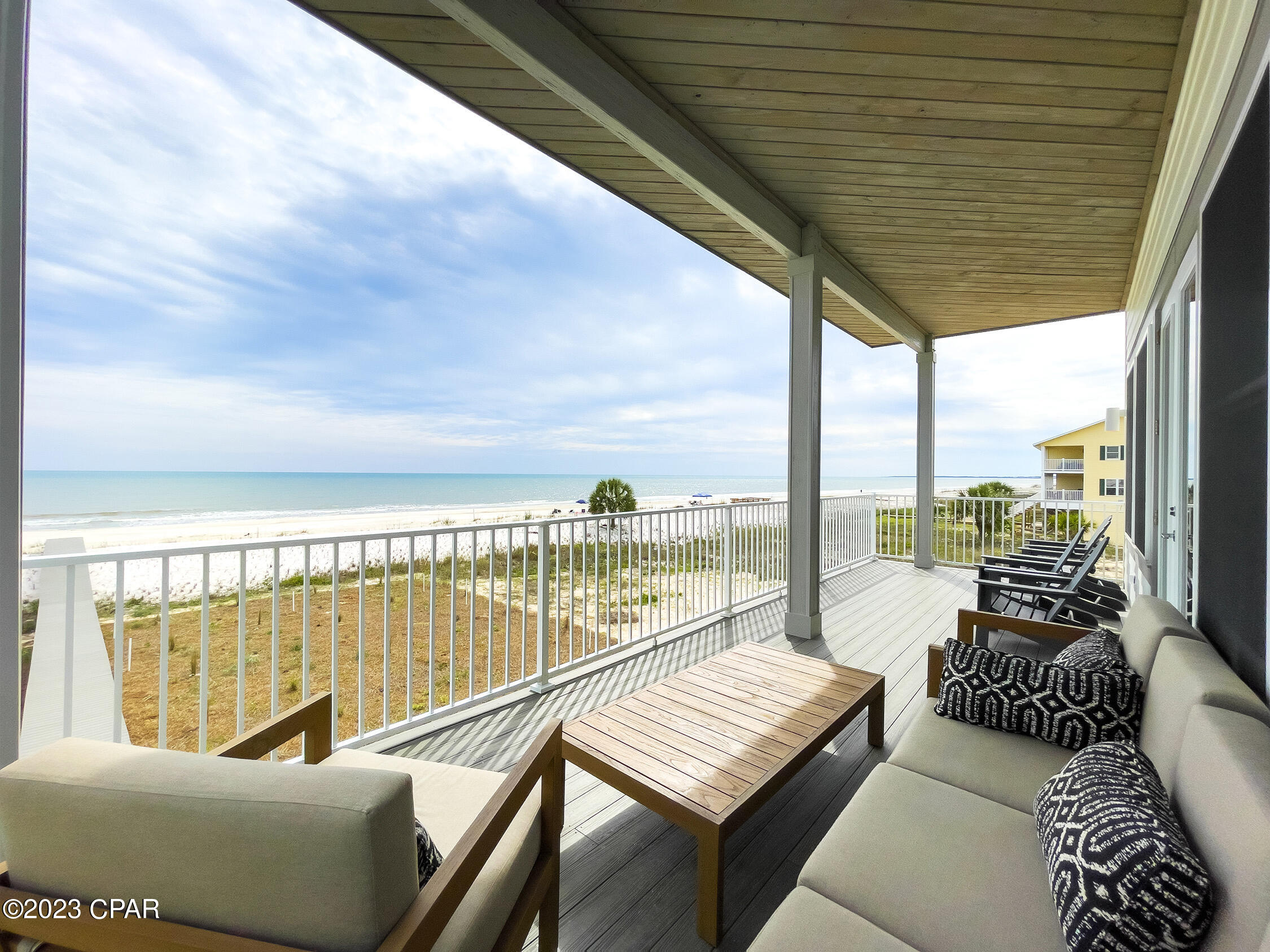 Camp Palms - Residential