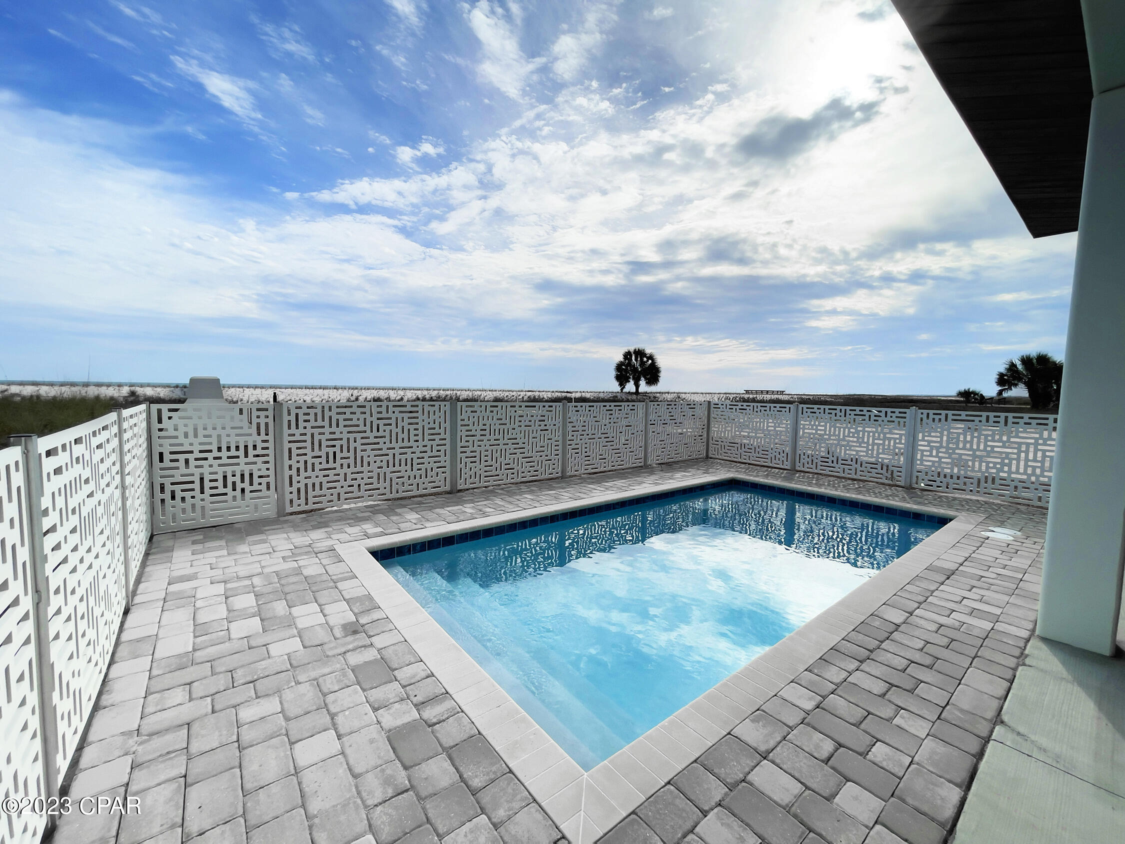 Camp Palms - Residential