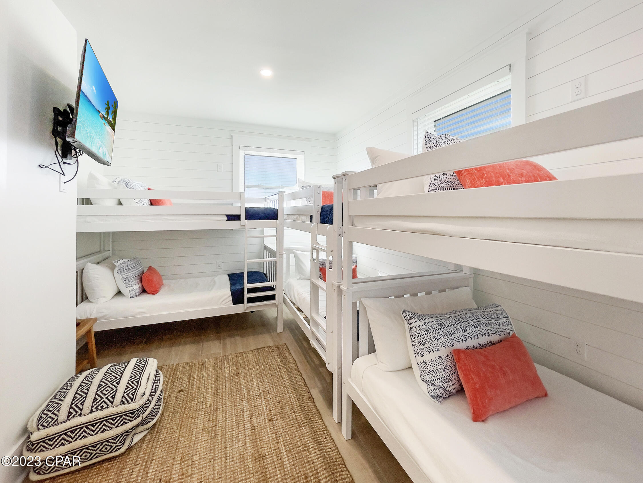 Camp Palms - Residential