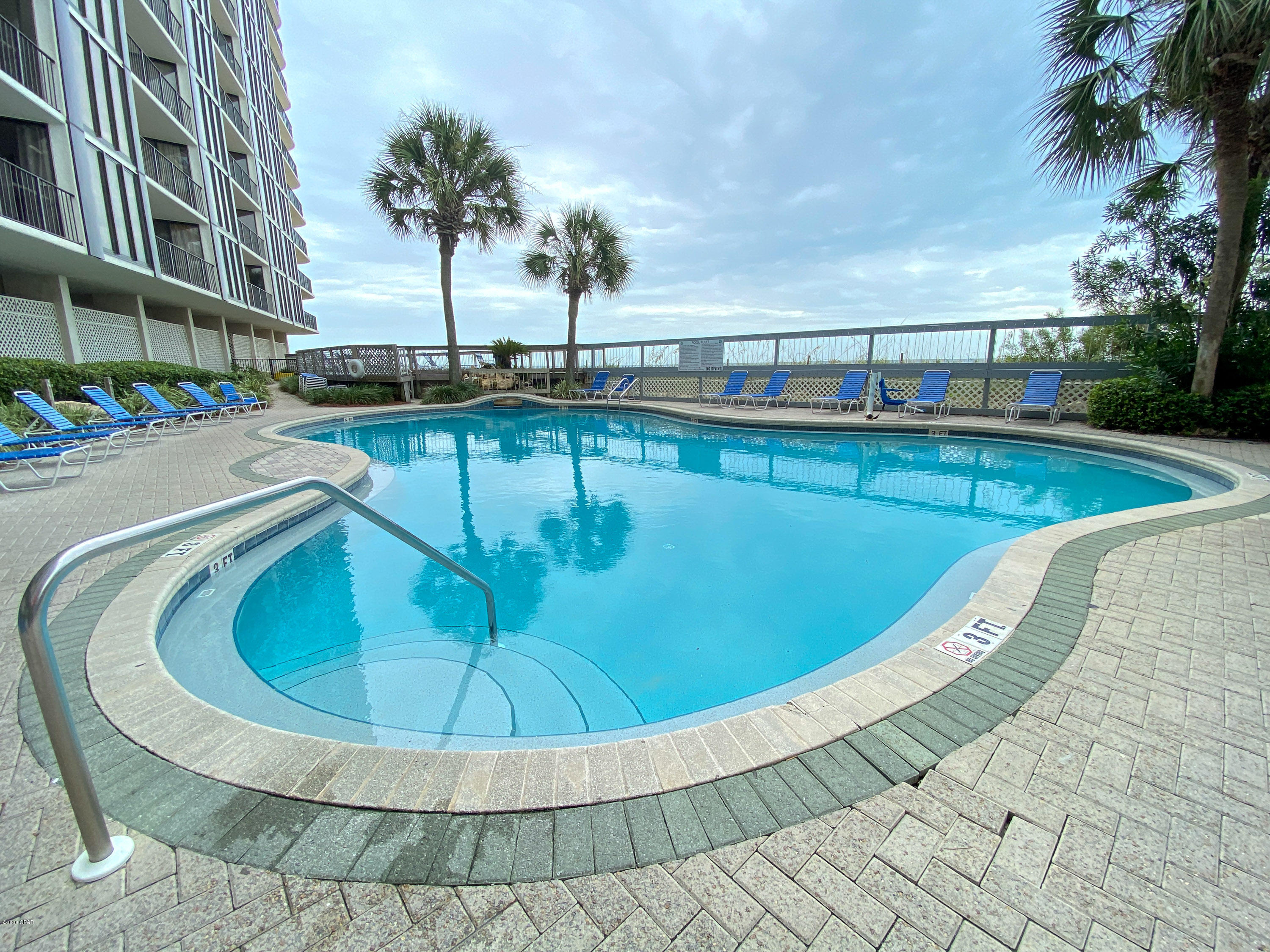 Edgewater Tower III - Residential