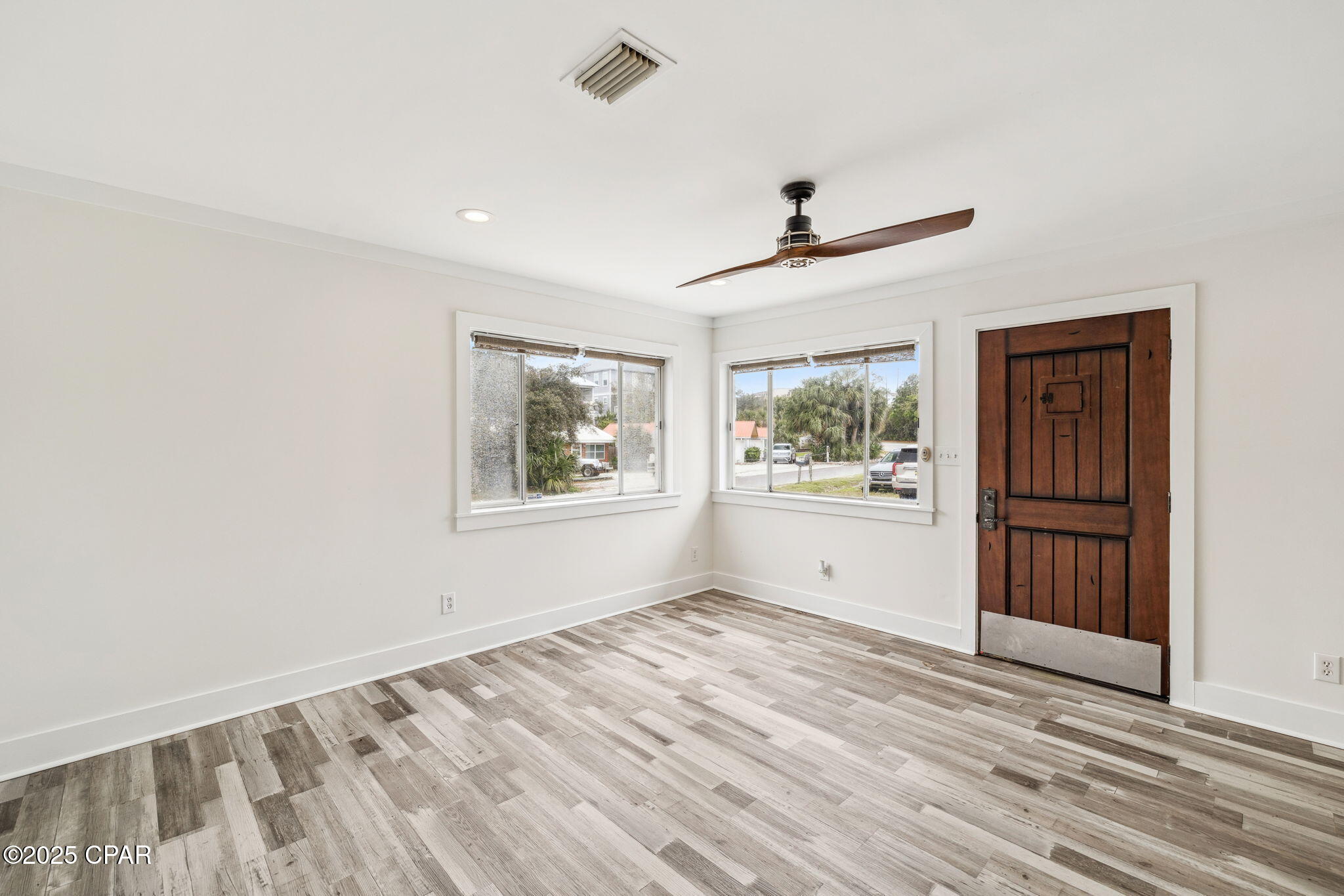 Blue Mountain Beach - Residential