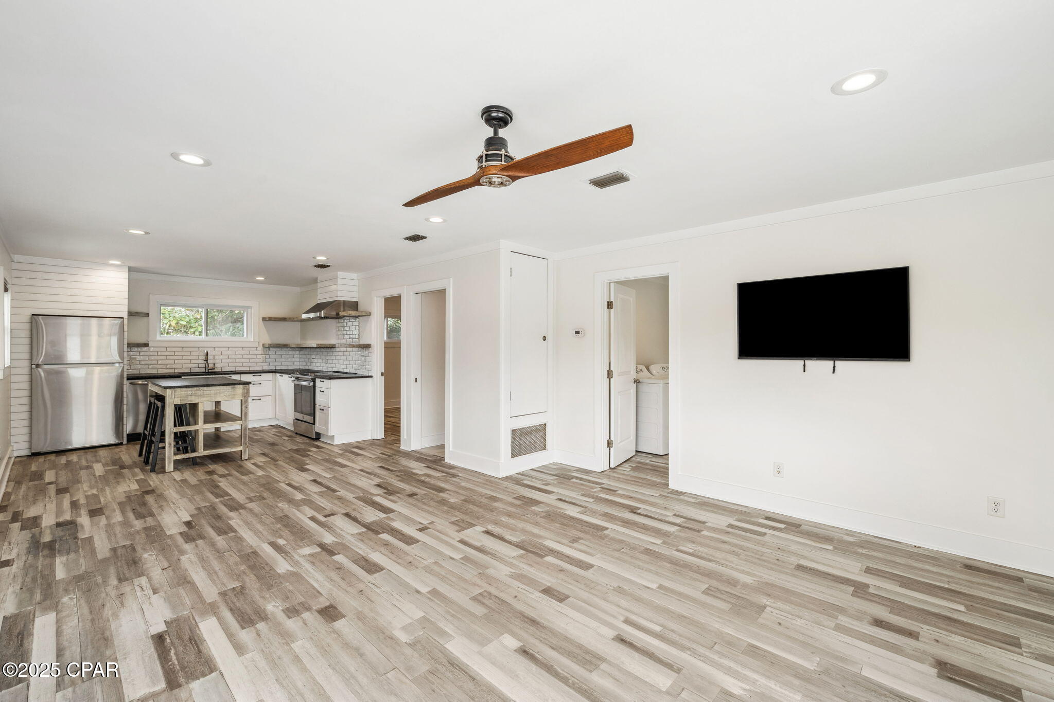 Blue Mountain Beach - Residential