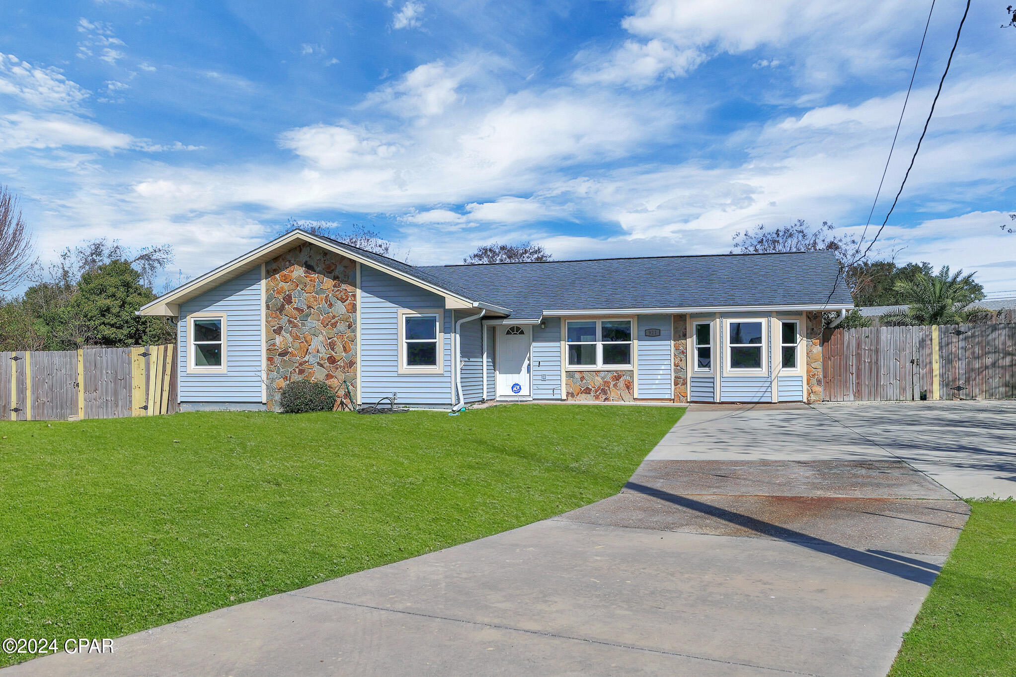 Towne & Country Lake Estates - Residential