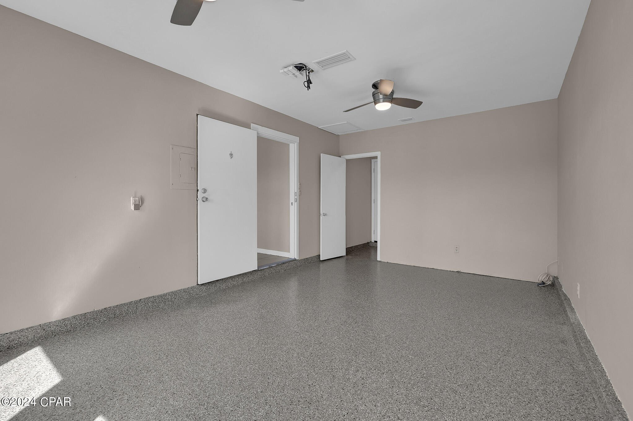 Towne & Country Lake Estates - Residential