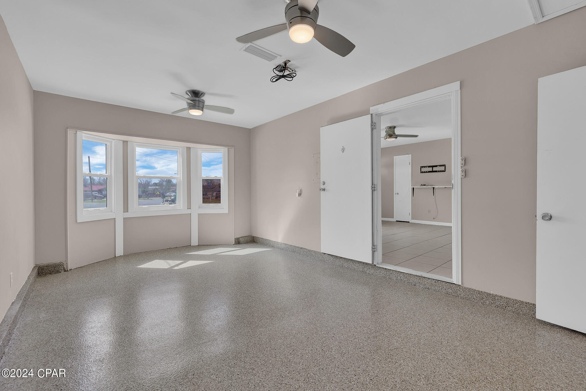 Towne & Country Lake Estates - Residential