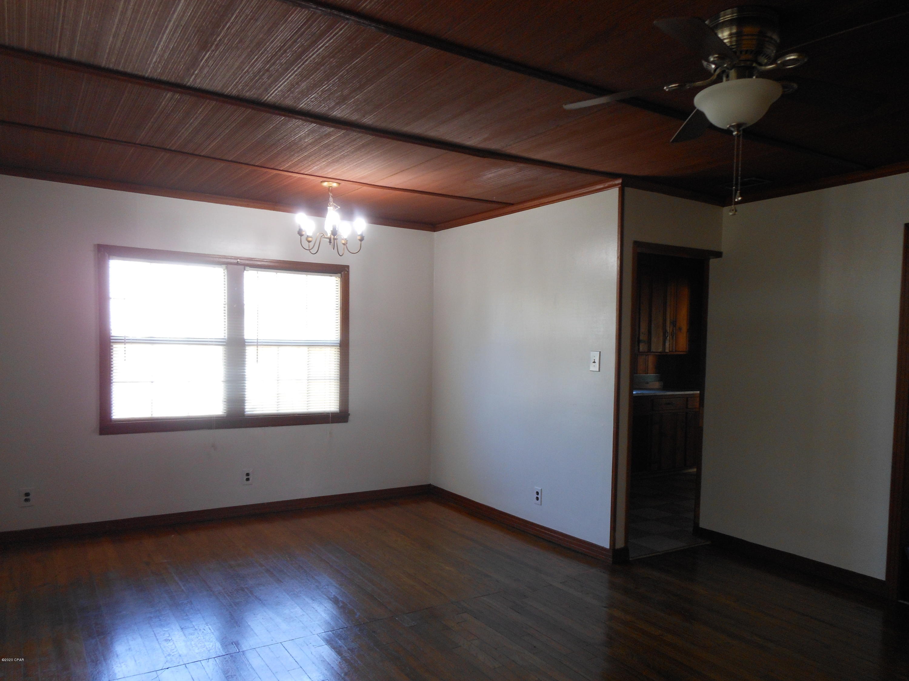 [No Recorded Subdiv] - Residential Lease