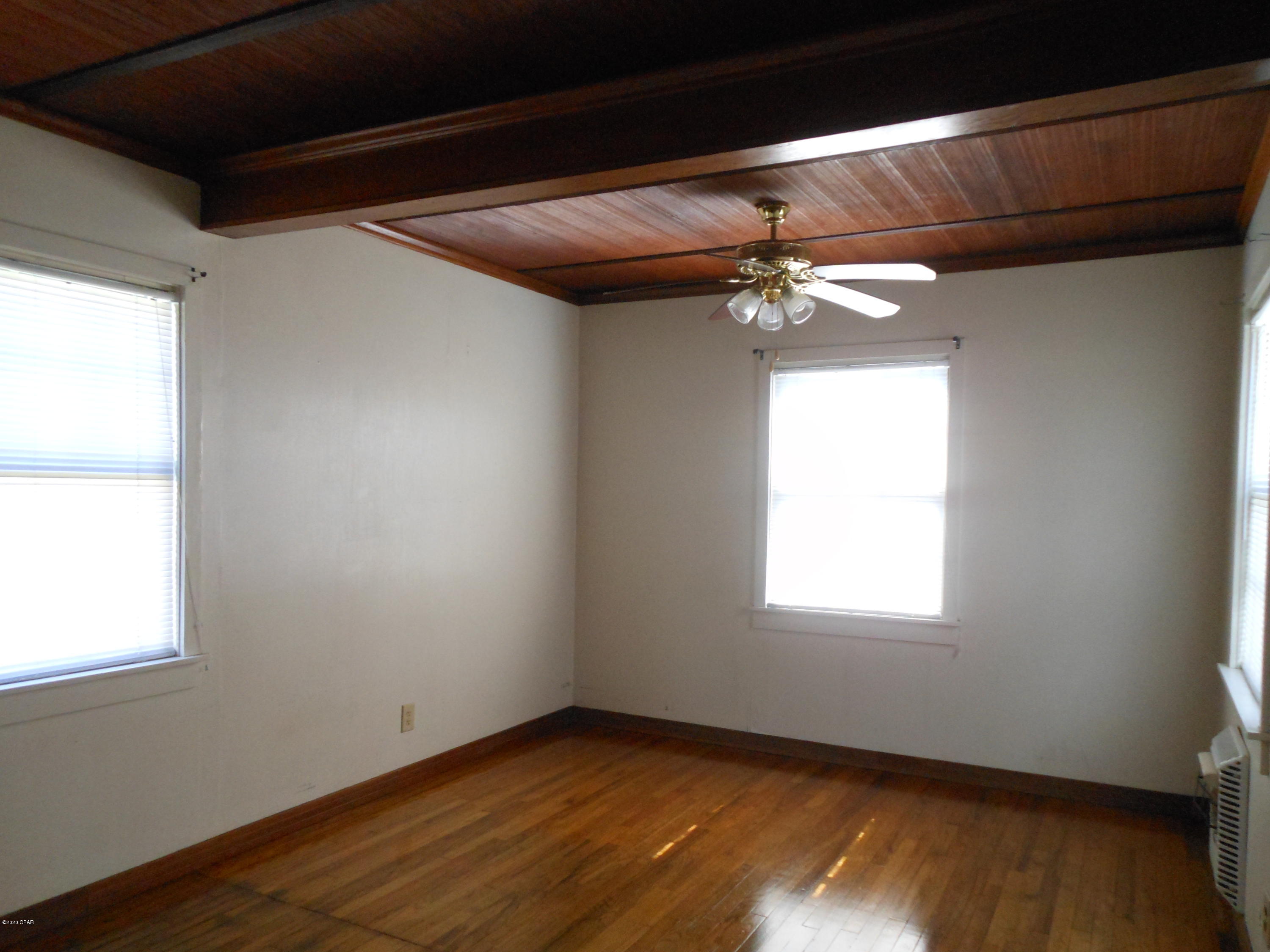 [No Recorded Subdiv] - Residential Lease