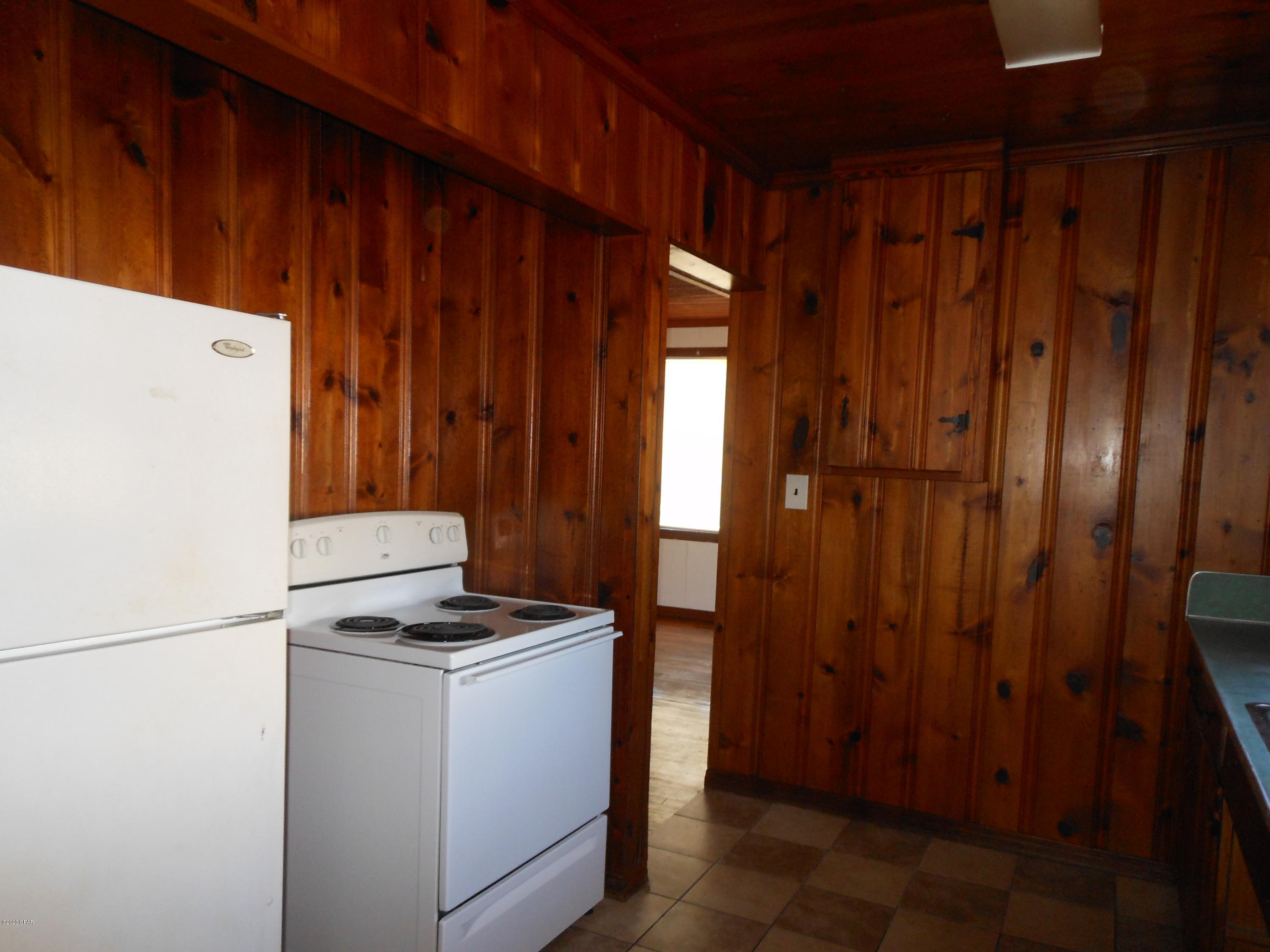 [No Recorded Subdiv] - Residential Lease