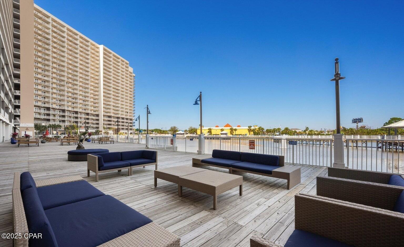 Laketown Wharf - Residential