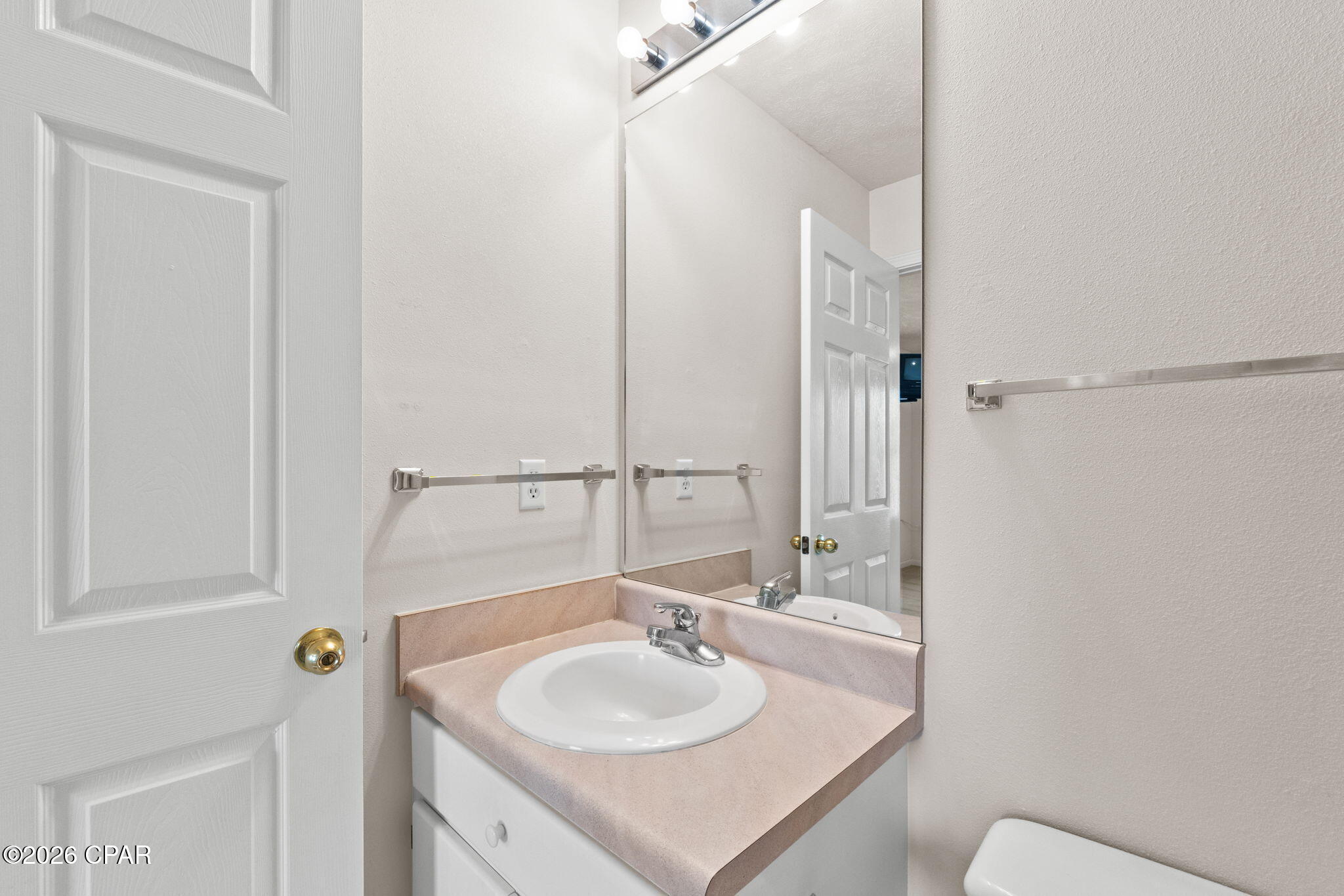 Pine Tree Place Unit 1 - Residential