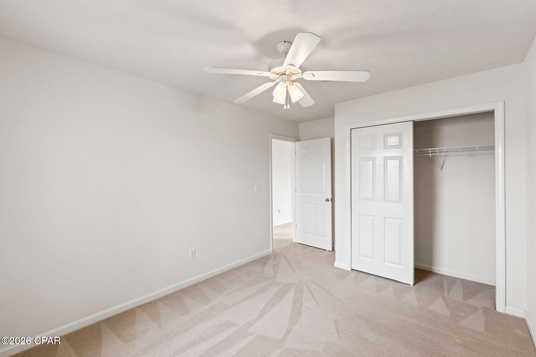 Pine Tree Place Unit 1 - Residential