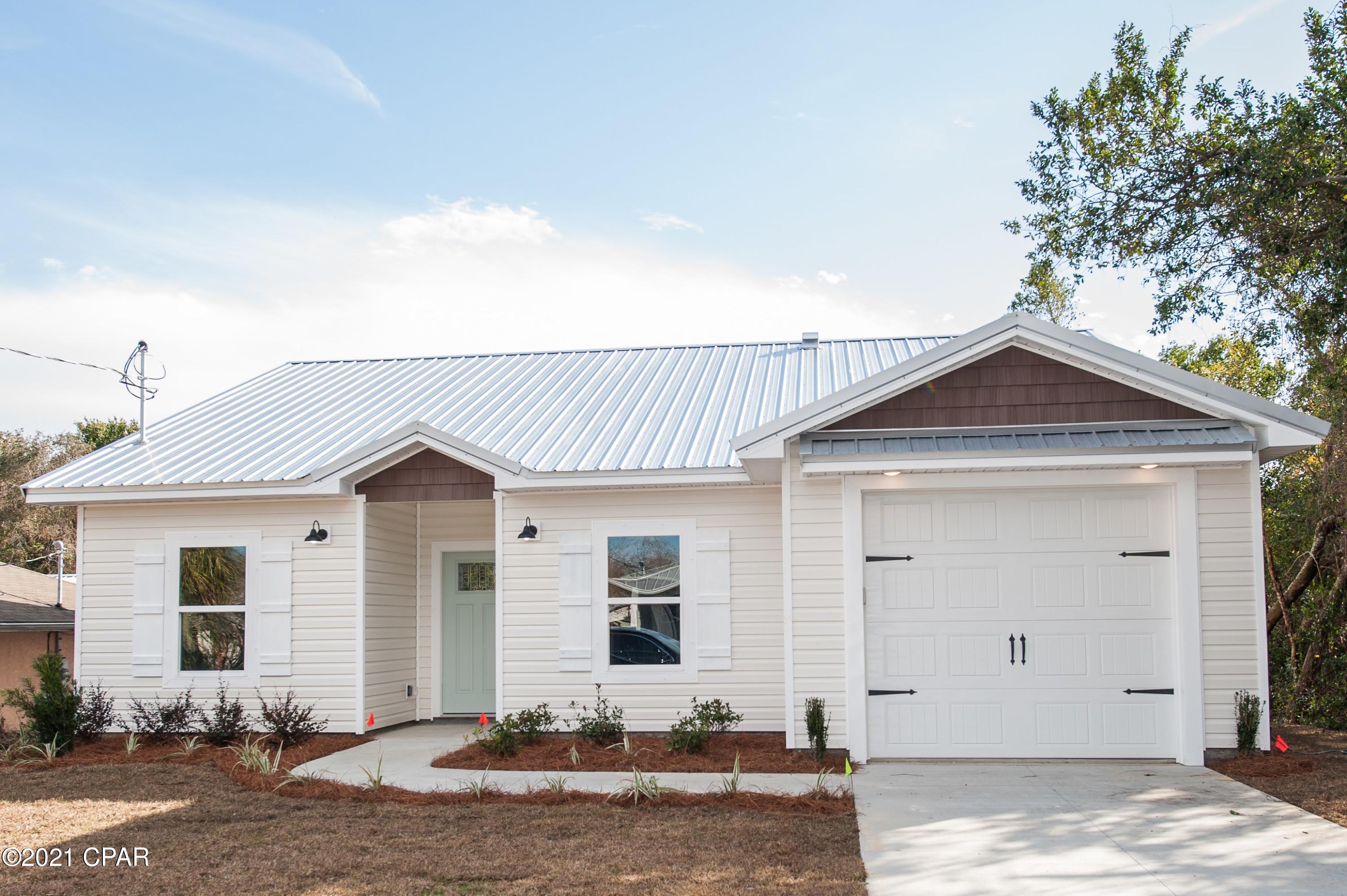 [No Recorded Subdiv] - Residential