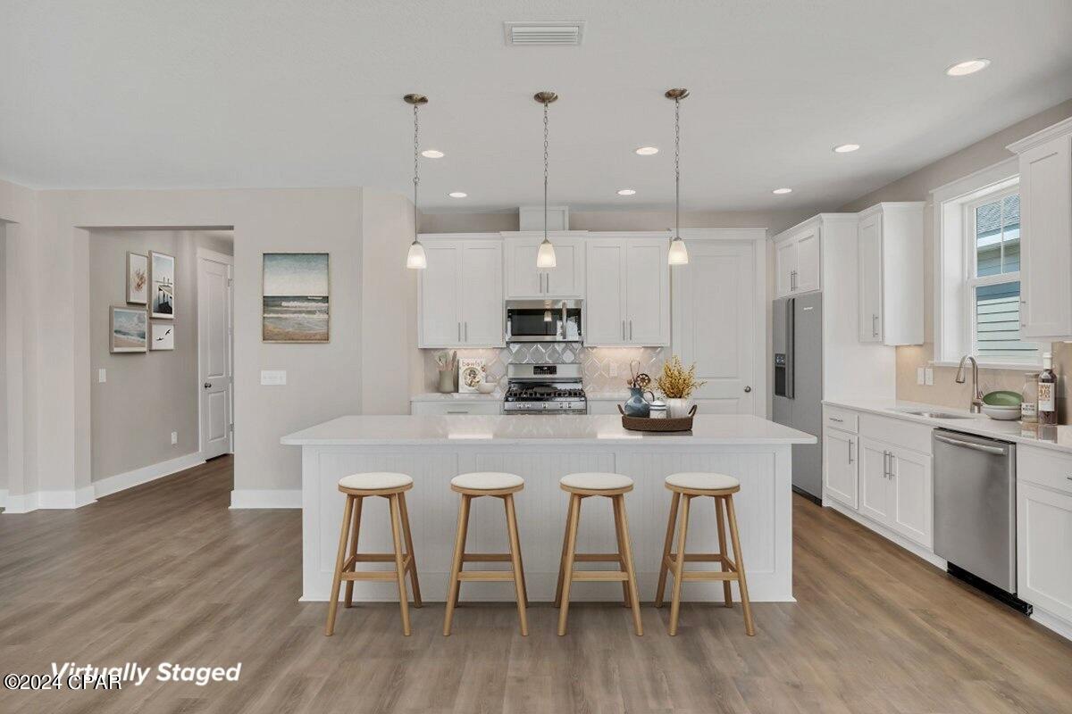 Panama City Beach, Florida 32407, United States, 3 Bedrooms Bedrooms, ,2 BathroomsBathrooms,Residential,Pending,64911