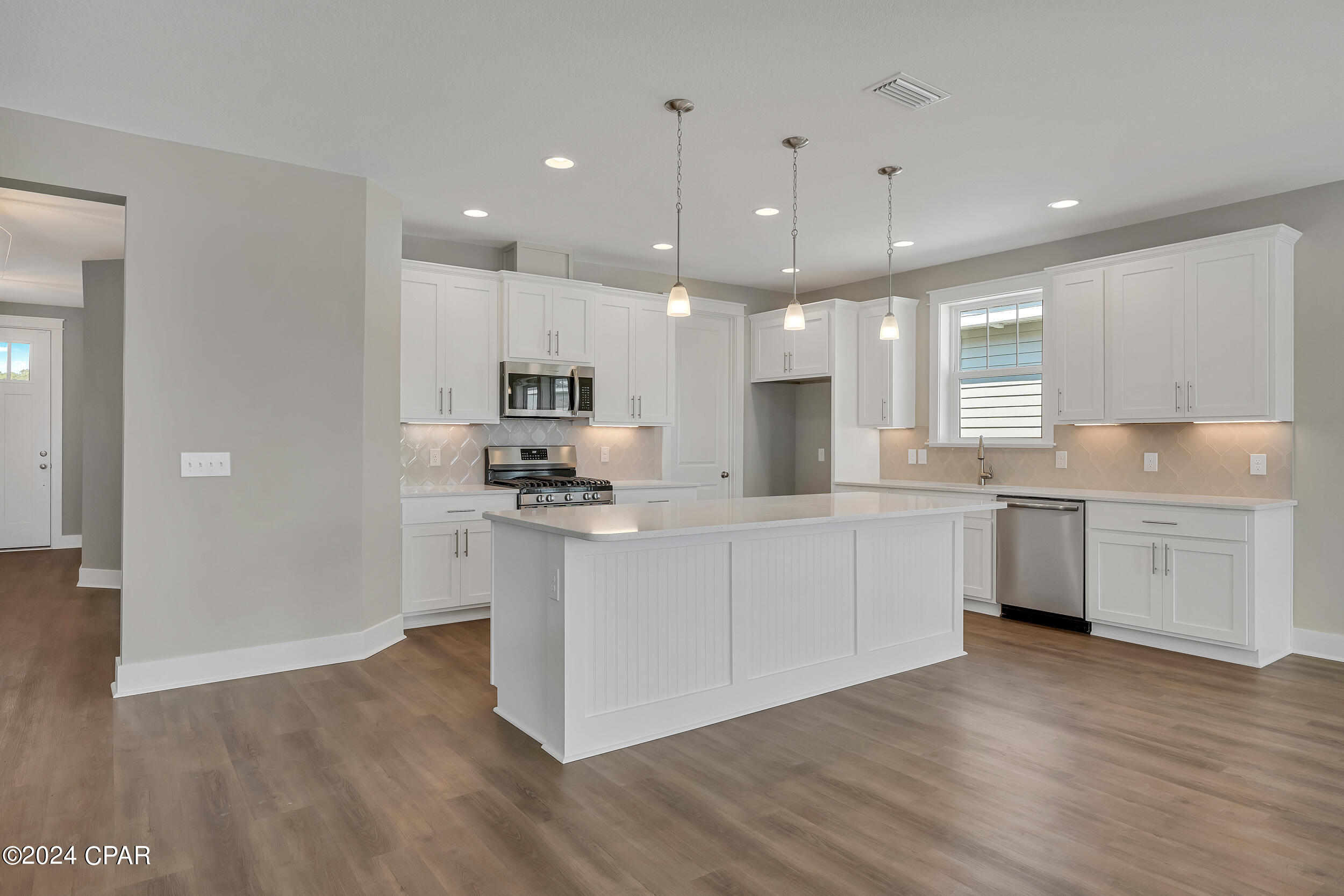 Panama City Beach, Florida 32407, United States, 3 Bedrooms Bedrooms, ,2 BathroomsBathrooms,Residential,Pending,64911