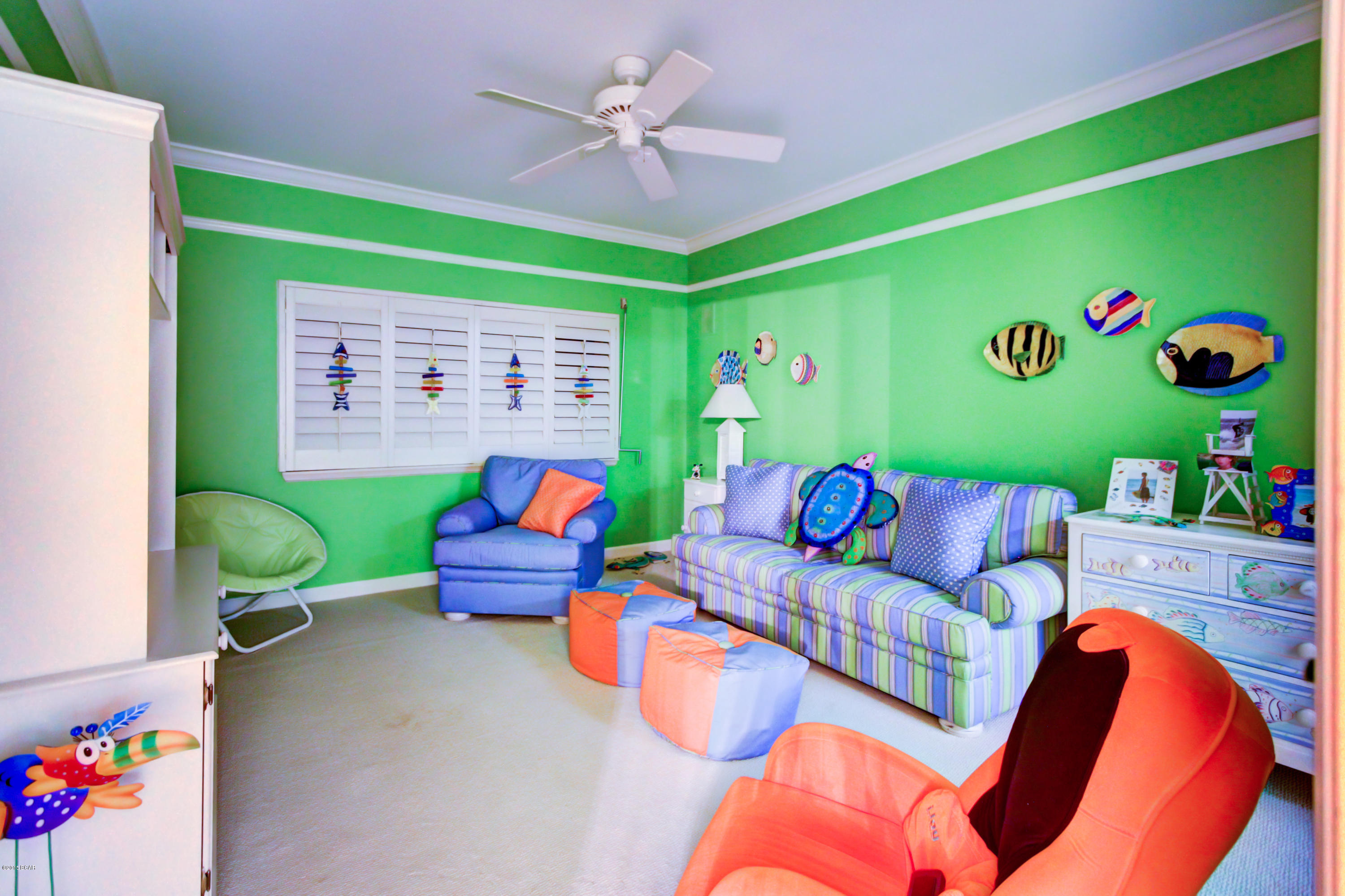 Summerwinds Condo - Residential