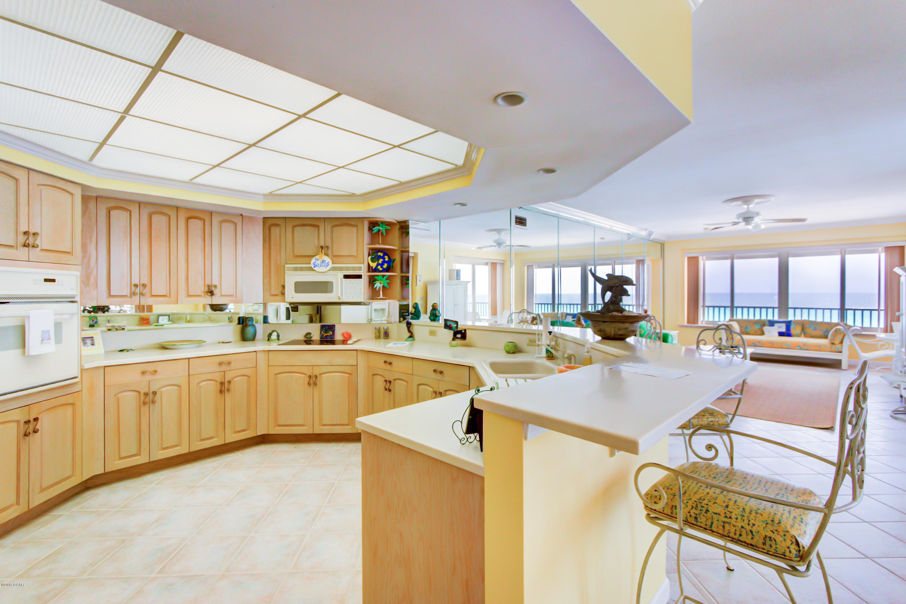 Summerwinds Condo - Residential