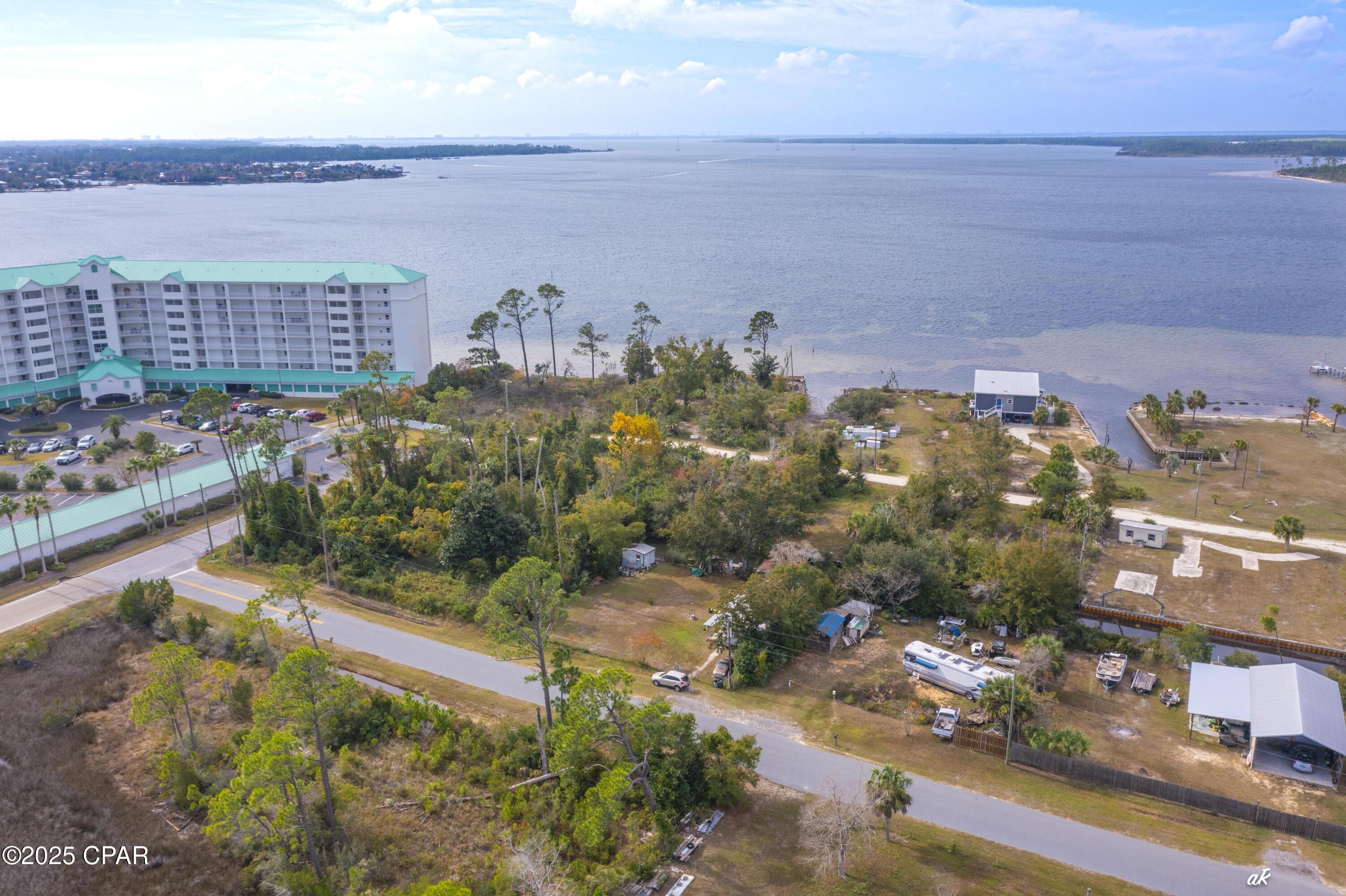 [No Recorded Subdiv] - Land