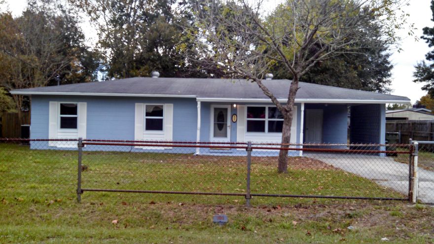 What an opportunity. This turn key newly renovated 4 bedroom 2 bath with a large utility building and fenced in yard. Close to everything ,shopping , grocery store, restaurants and more  

This is an amazing property that will not last.

All measurements and information are deemed to be true, but please verify