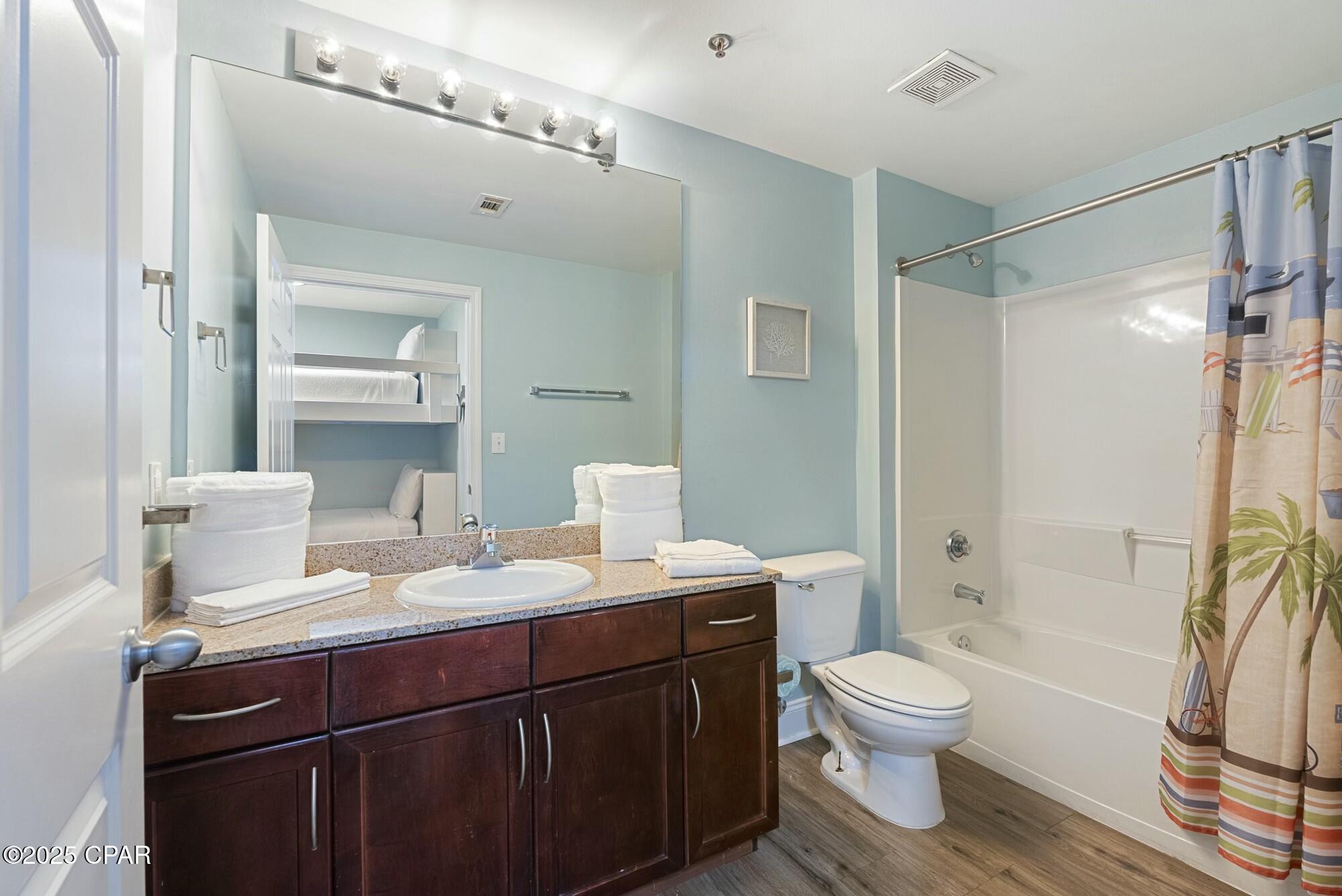 Laketown Wharf - Residential