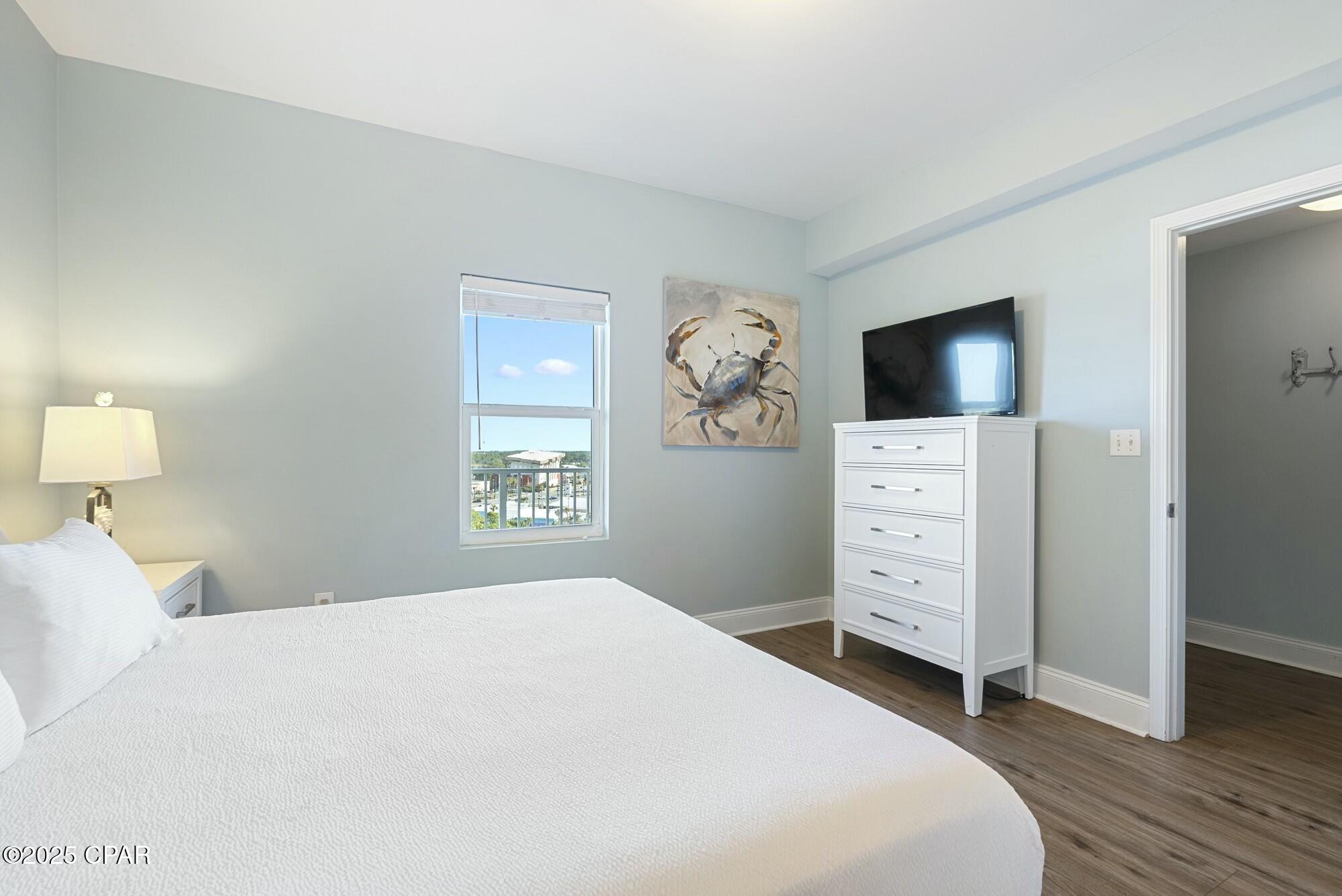 Laketown Wharf - Residential