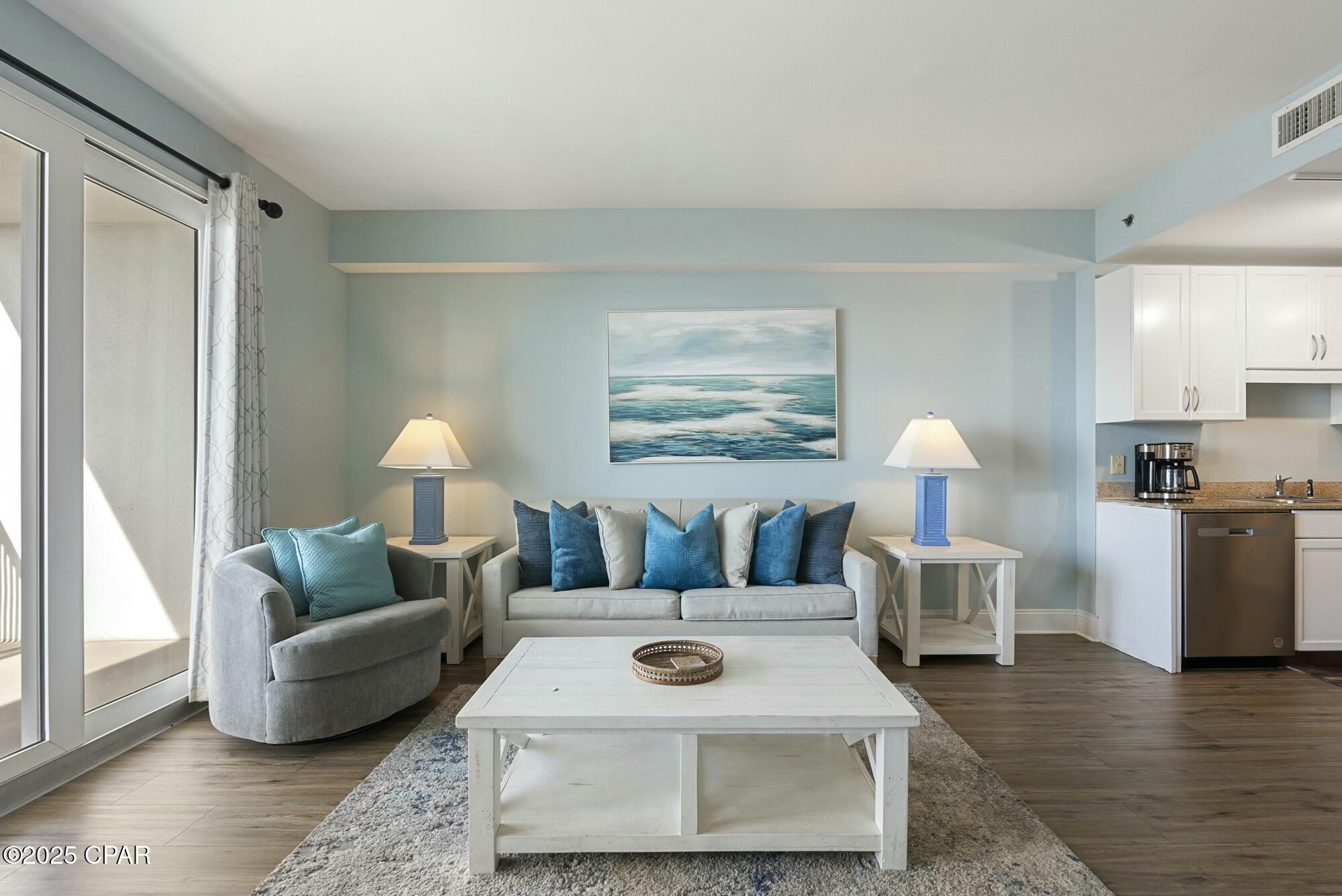 Laketown Wharf - Residential