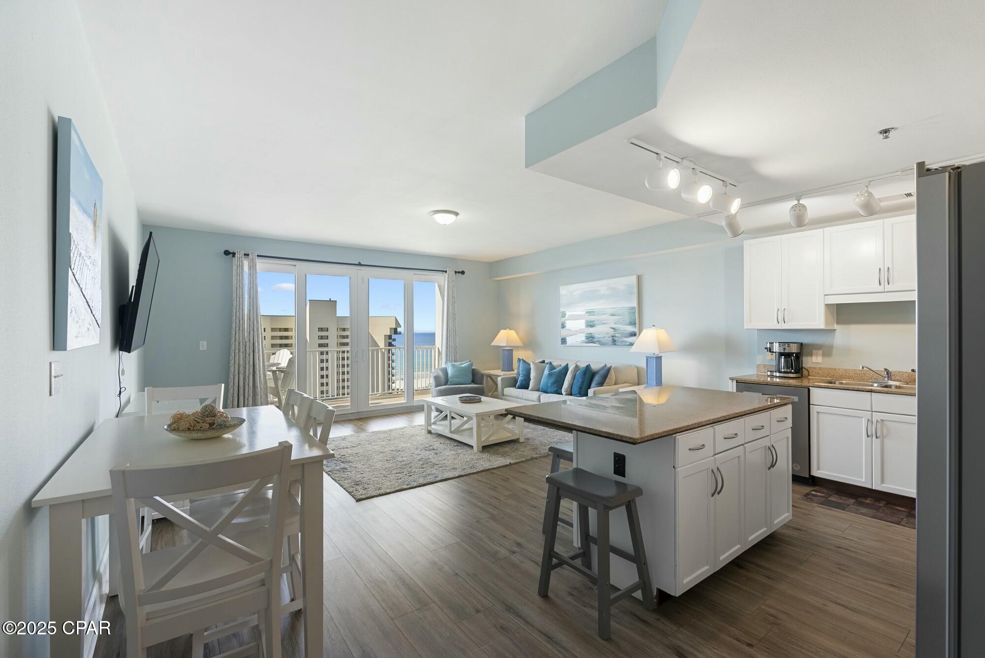 Laketown Wharf - Residential
