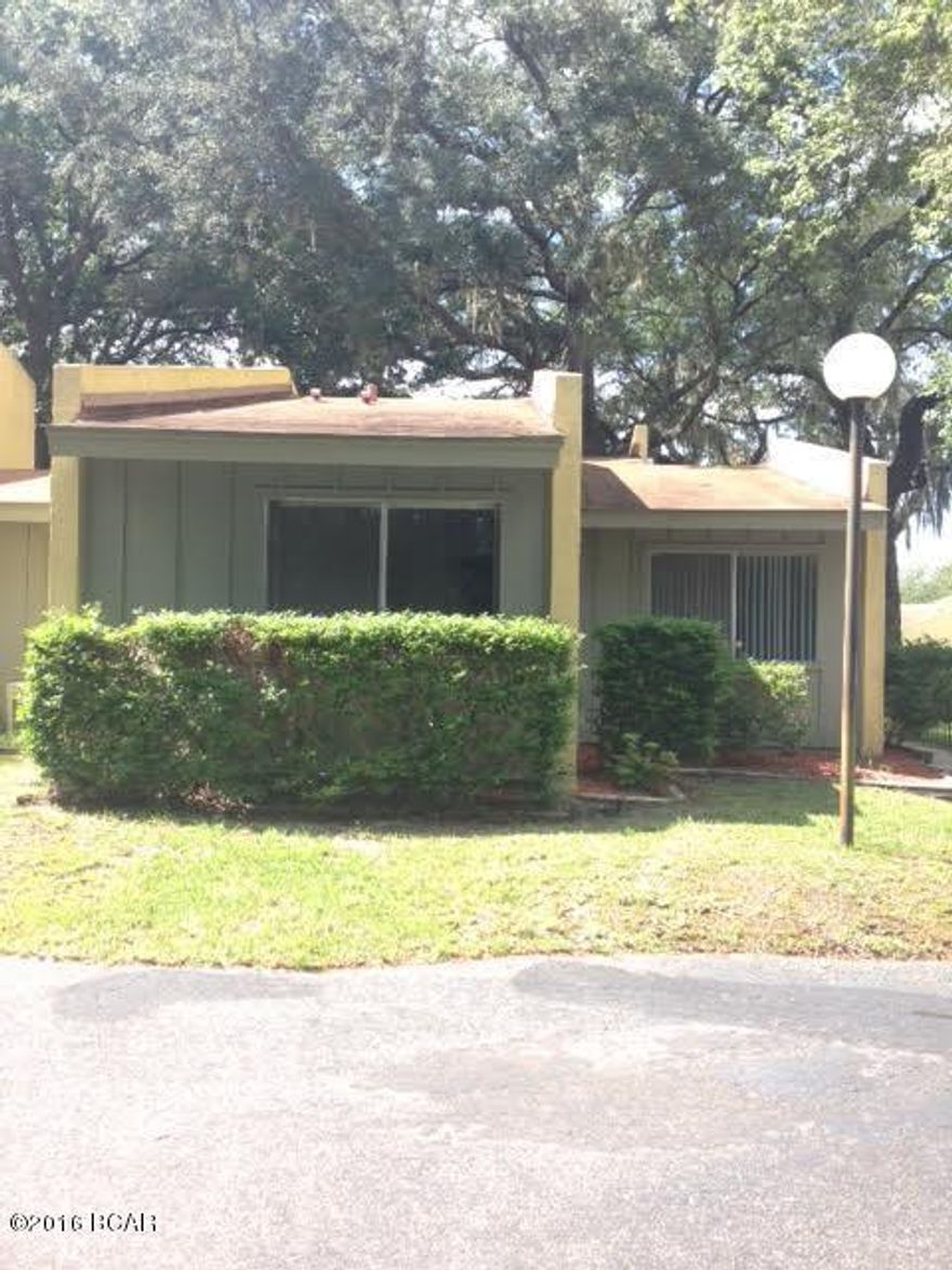 'CURRENTLY UNDER CONTRACT, SELLER ACCEPTING BACKUP OFFERS'MOVE IN READY!!! Perfect rental, first time home buyer or retirement home! This huge end unit, is all on one floor with tons of potential! Three bedrooms are very large, master has walk in closet. Monster size closet in hall, could be office, or used for tons of storage. Also has outside storage. Living room is huge and has added space. Please measure if important. This place needs a little TLC. Owner will replace roof with right offer.