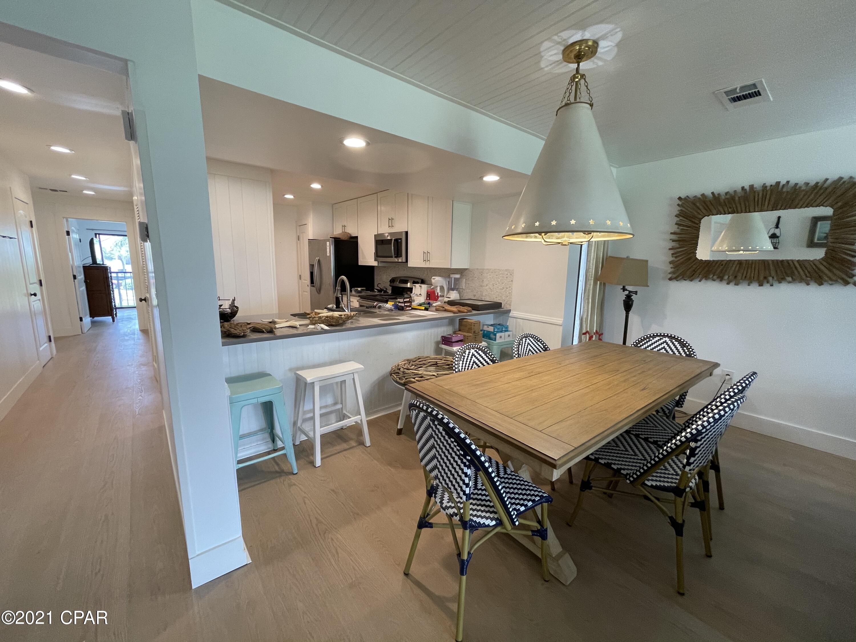 River Oaks Tennis Villas - Residential