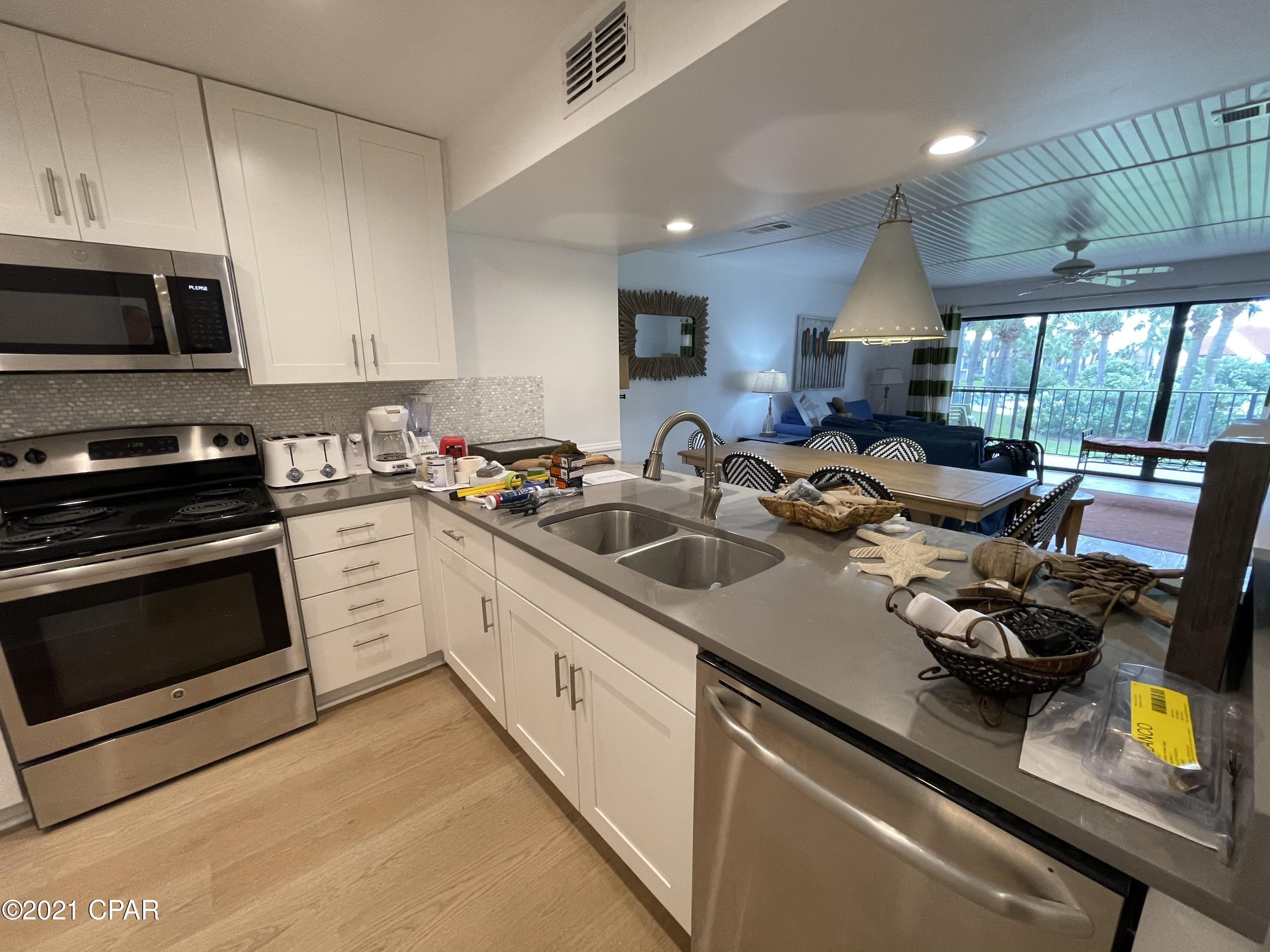 River Oaks Tennis Villas - Residential