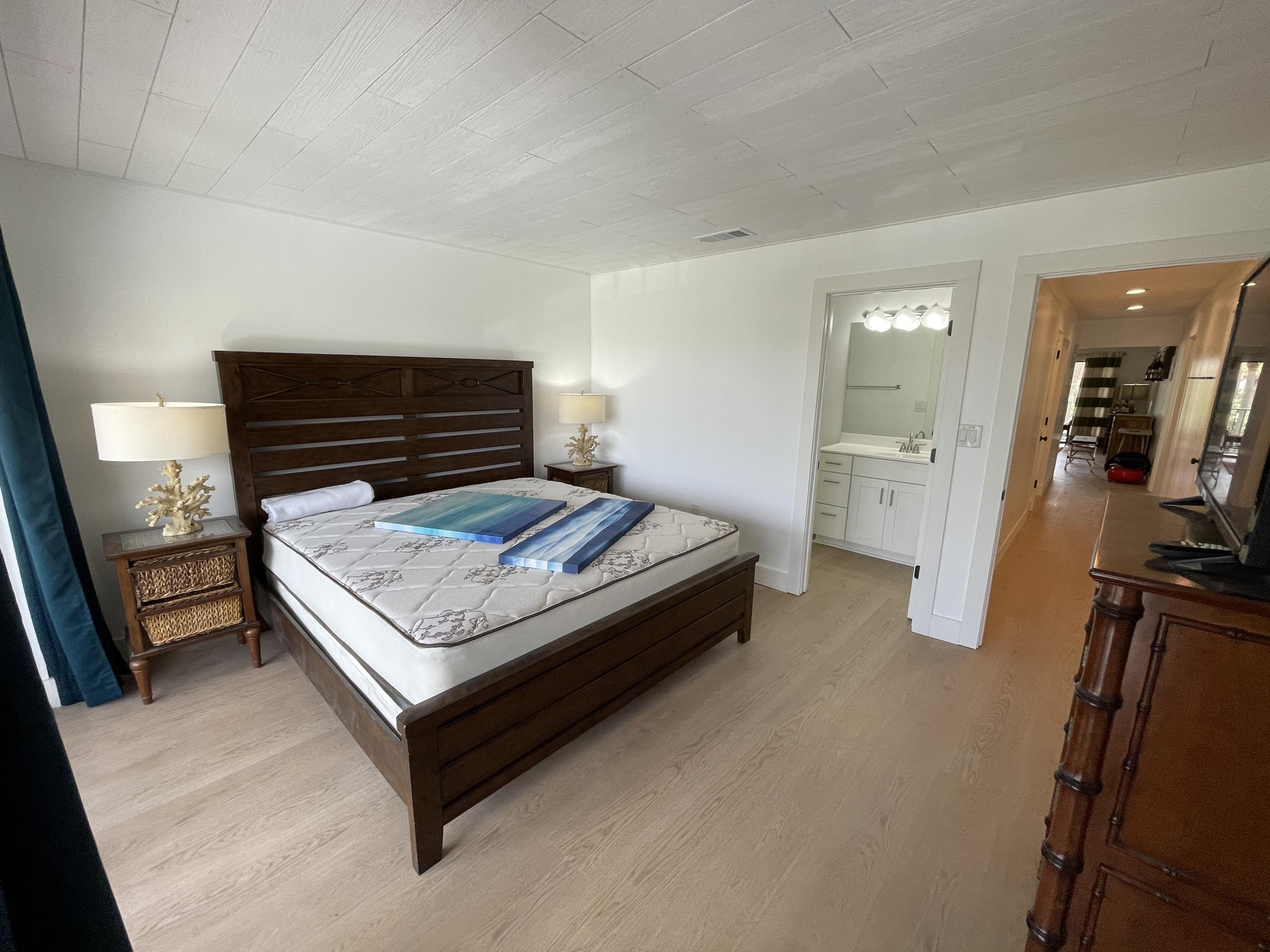 River Oaks Tennis Villas - Residential