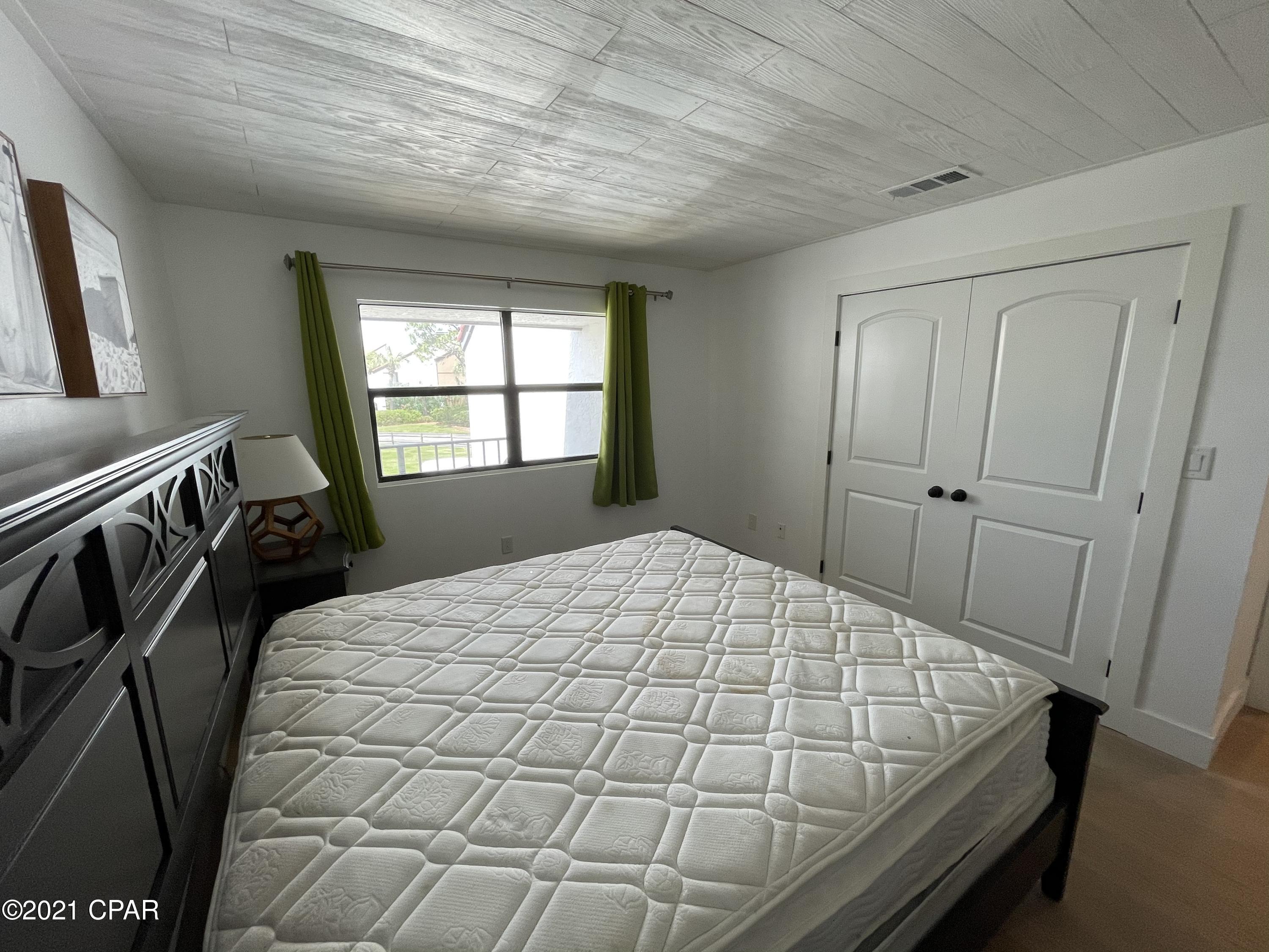 River Oaks Tennis Villas - Residential