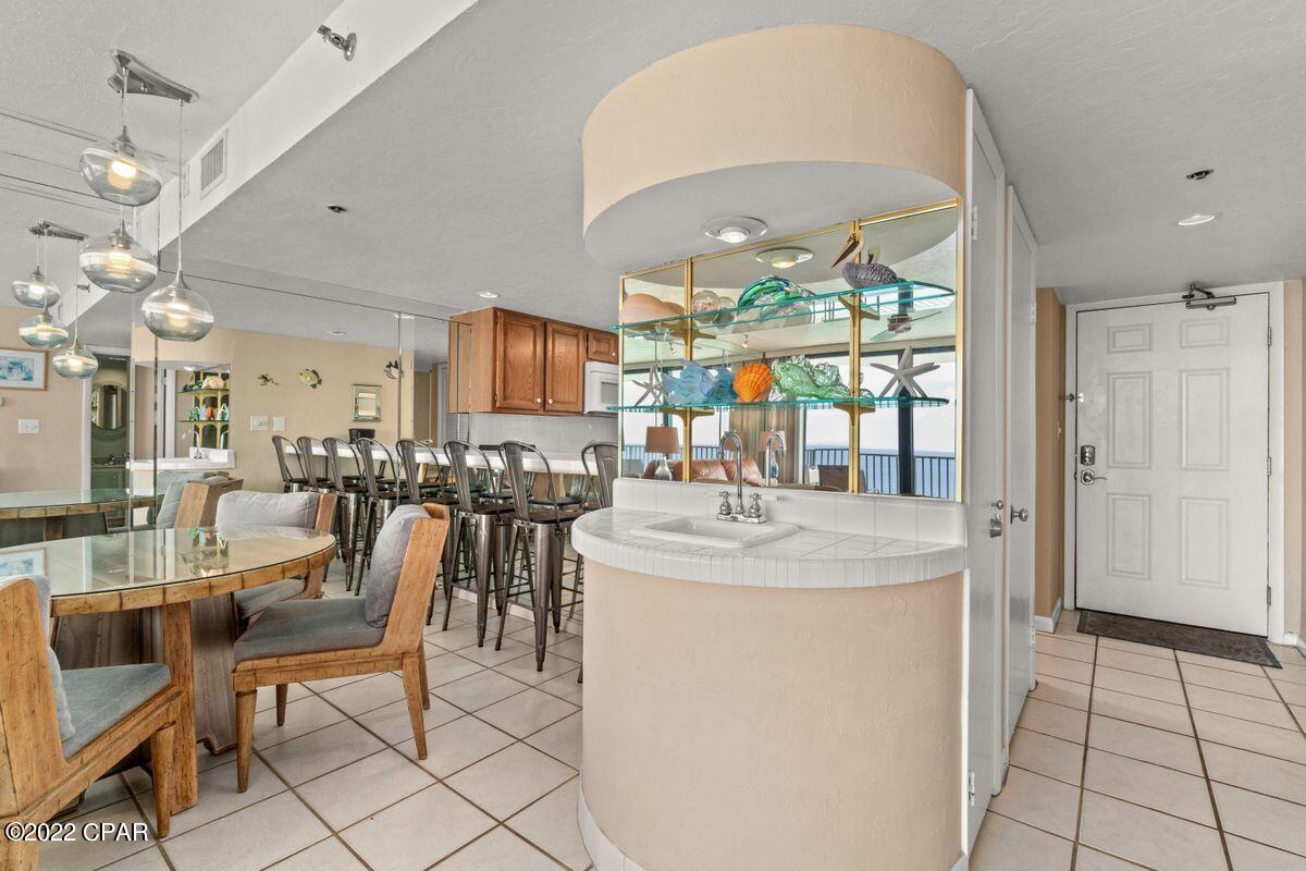 One Seagrove Place - Residential