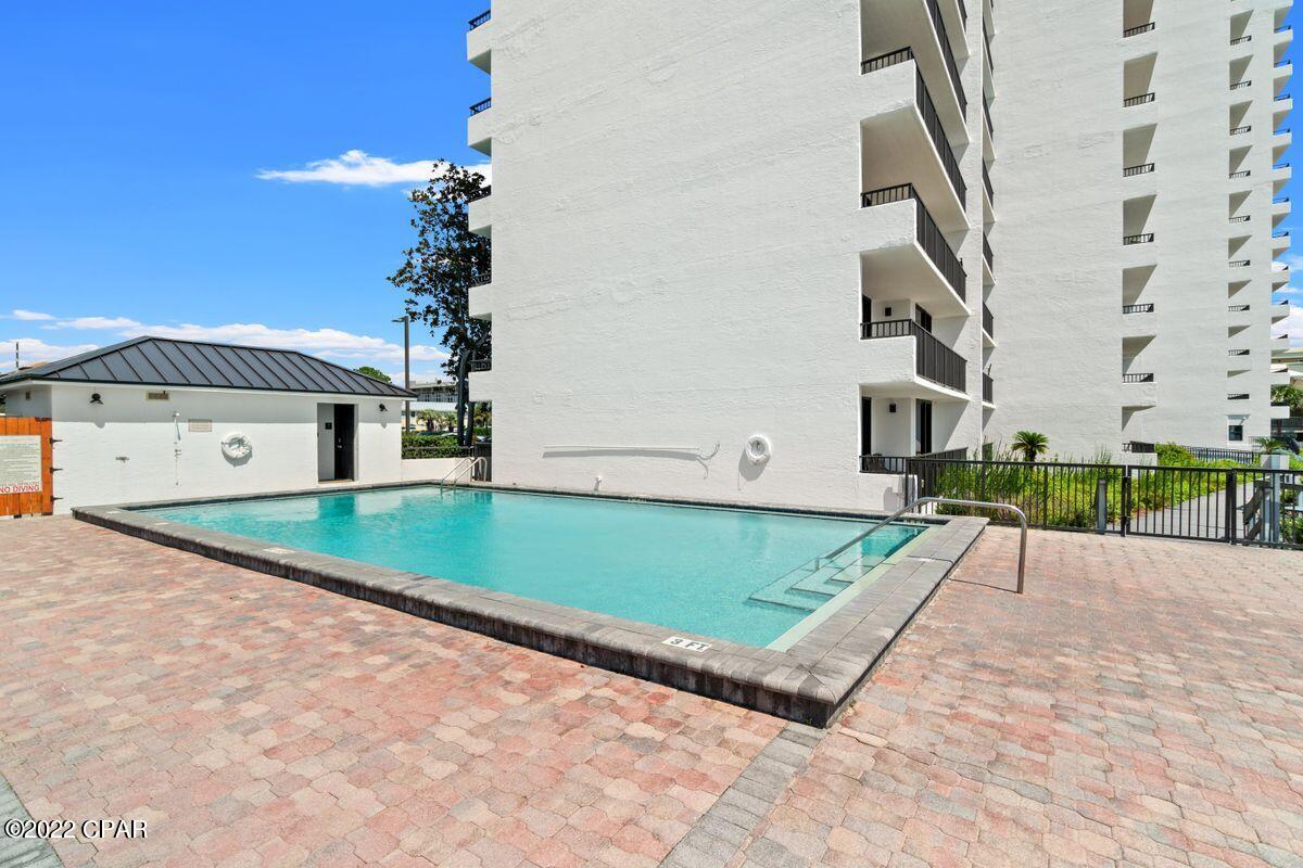 One Seagrove Place - Residential