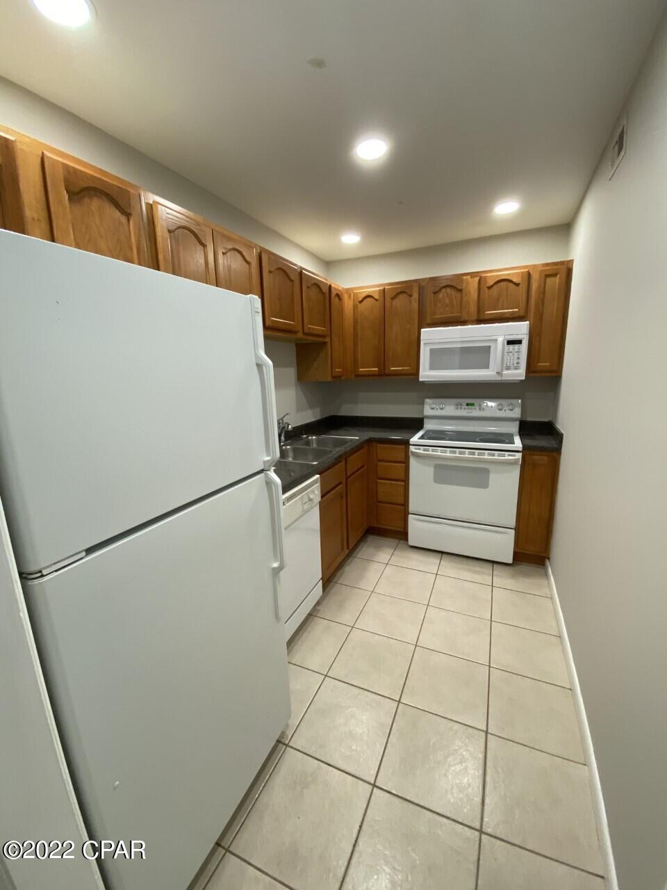 [No Recorded Subdiv] - Residential Lease