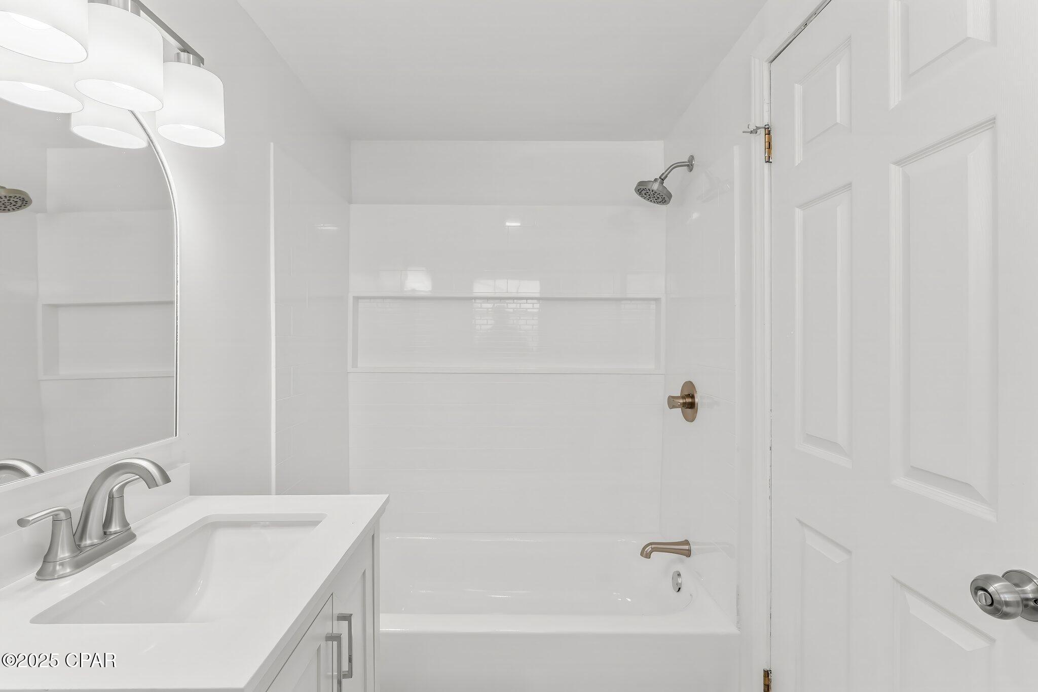 Holiday Beach Unit 3 - Residential Lease