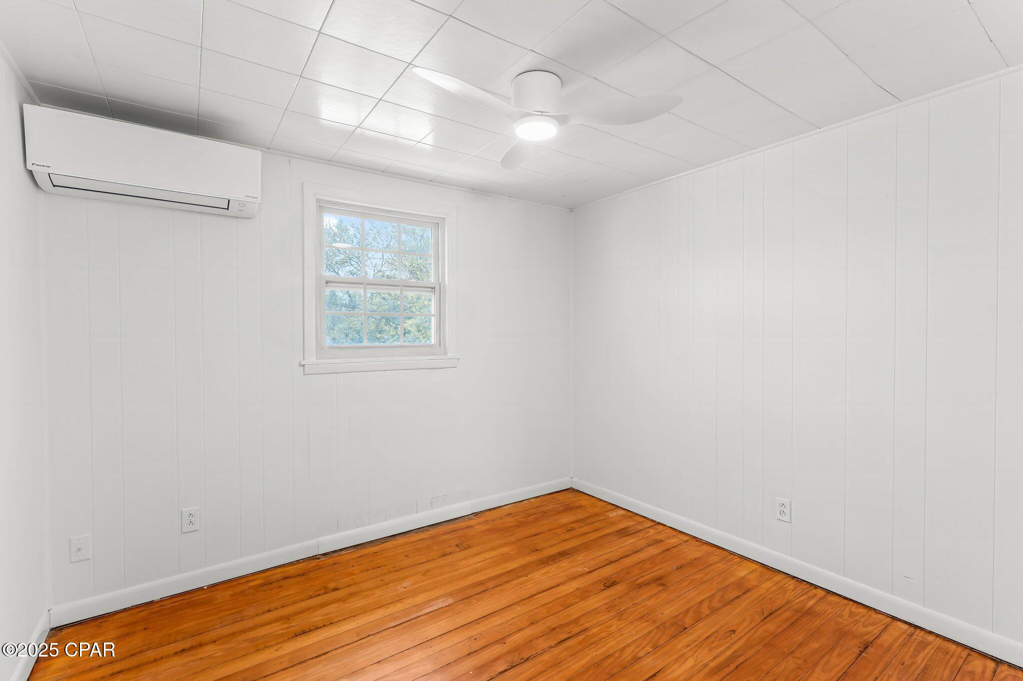 Holiday Beach Unit 3 - Residential Lease