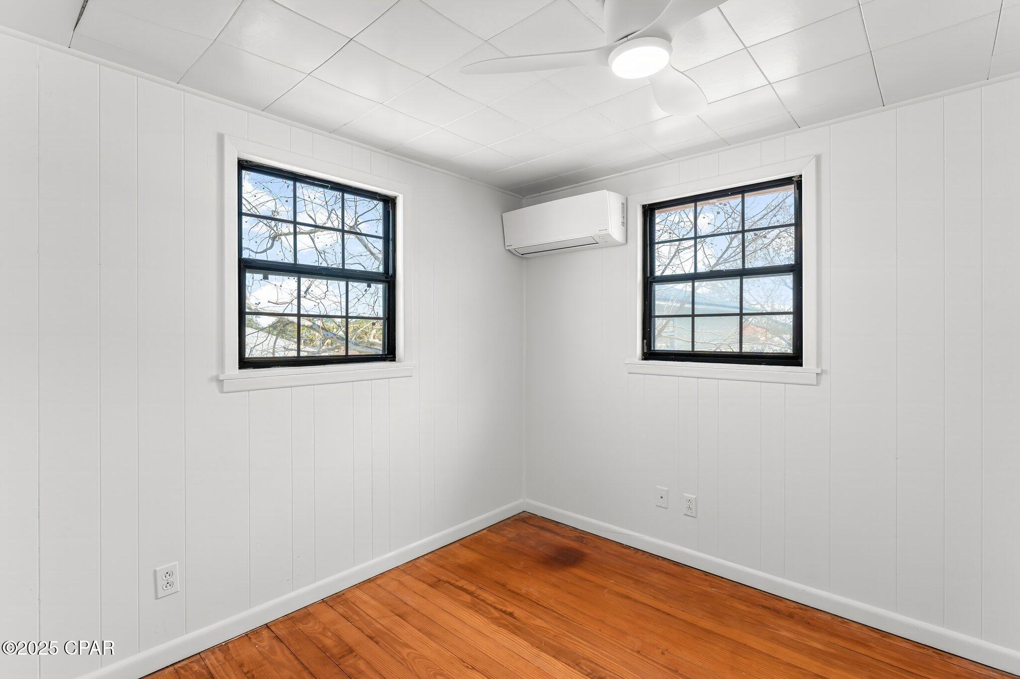 Holiday Beach Unit 3 - Residential Lease