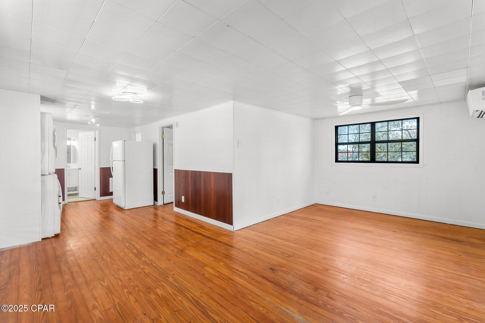 Holiday Beach Unit 3 - Residential Lease