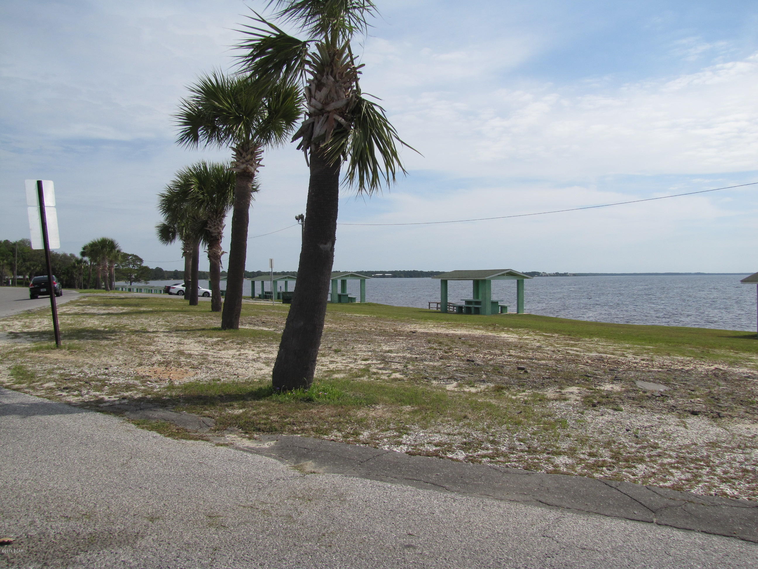 Long Point Park 1st Add - Residential