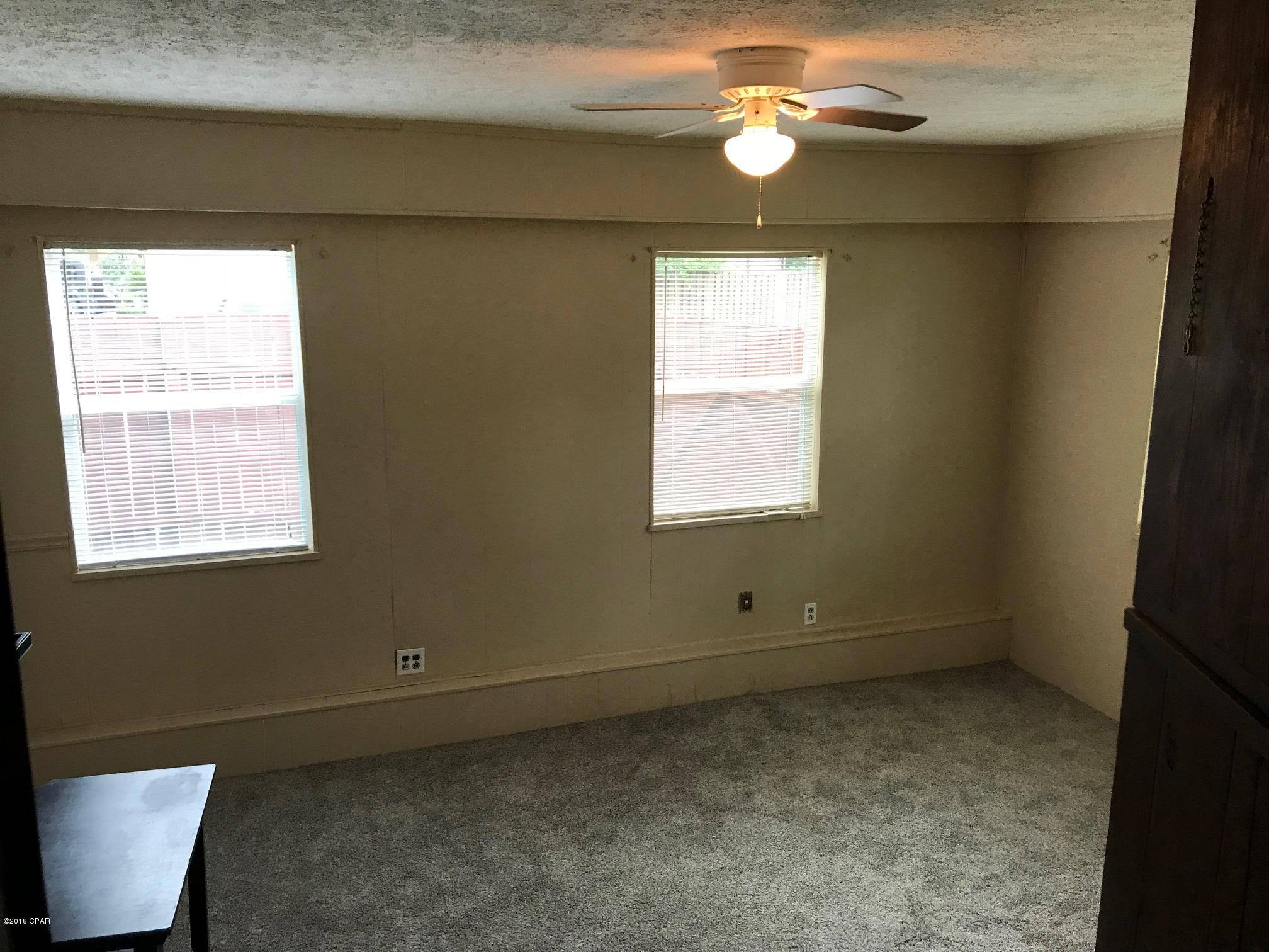 Highland City - Residential Lease