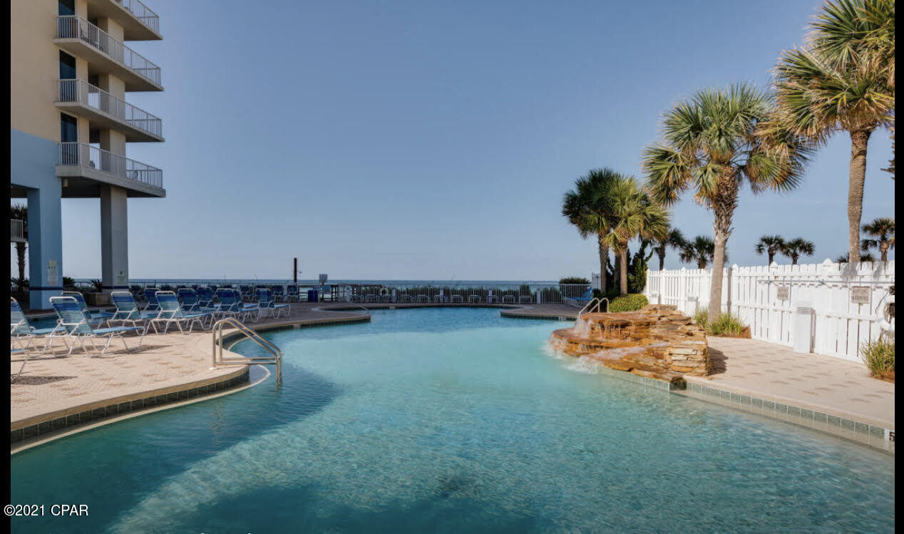 Majestic Beach Tower I - Residential