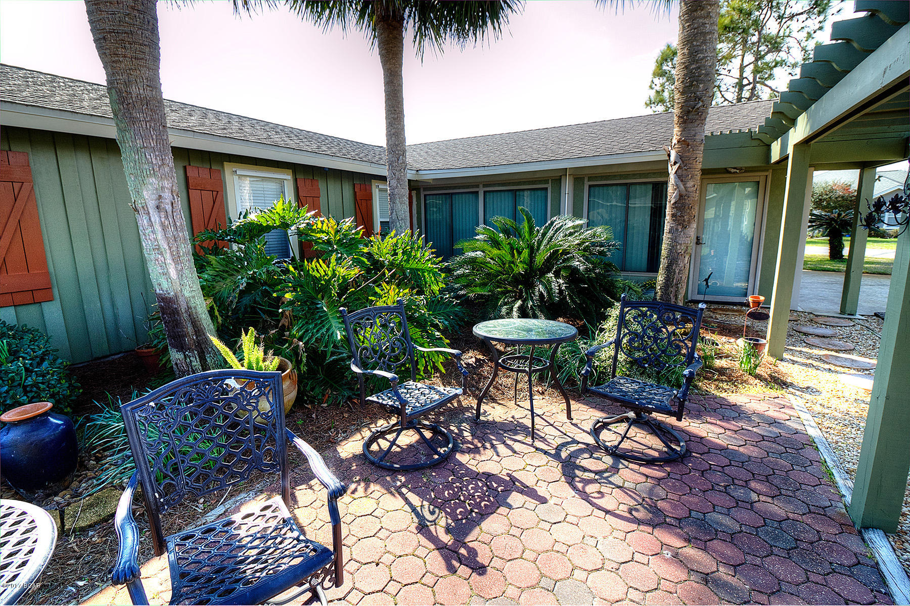 Santa Monica Beach - Residential