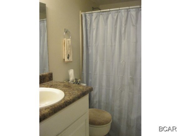 Palisades Condo Ph 1 - Residential Lease