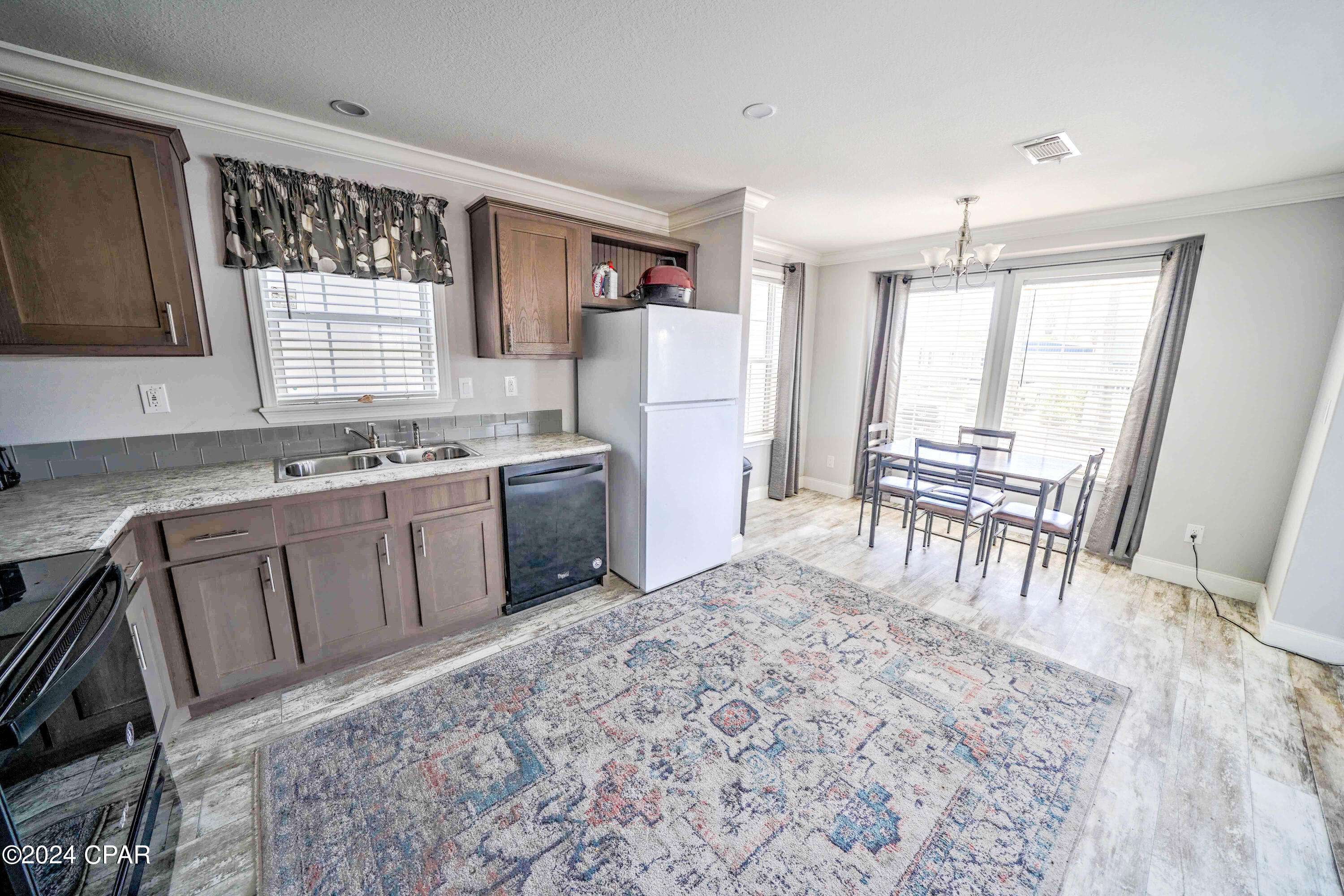 Venture Out Travel Trail - Residential